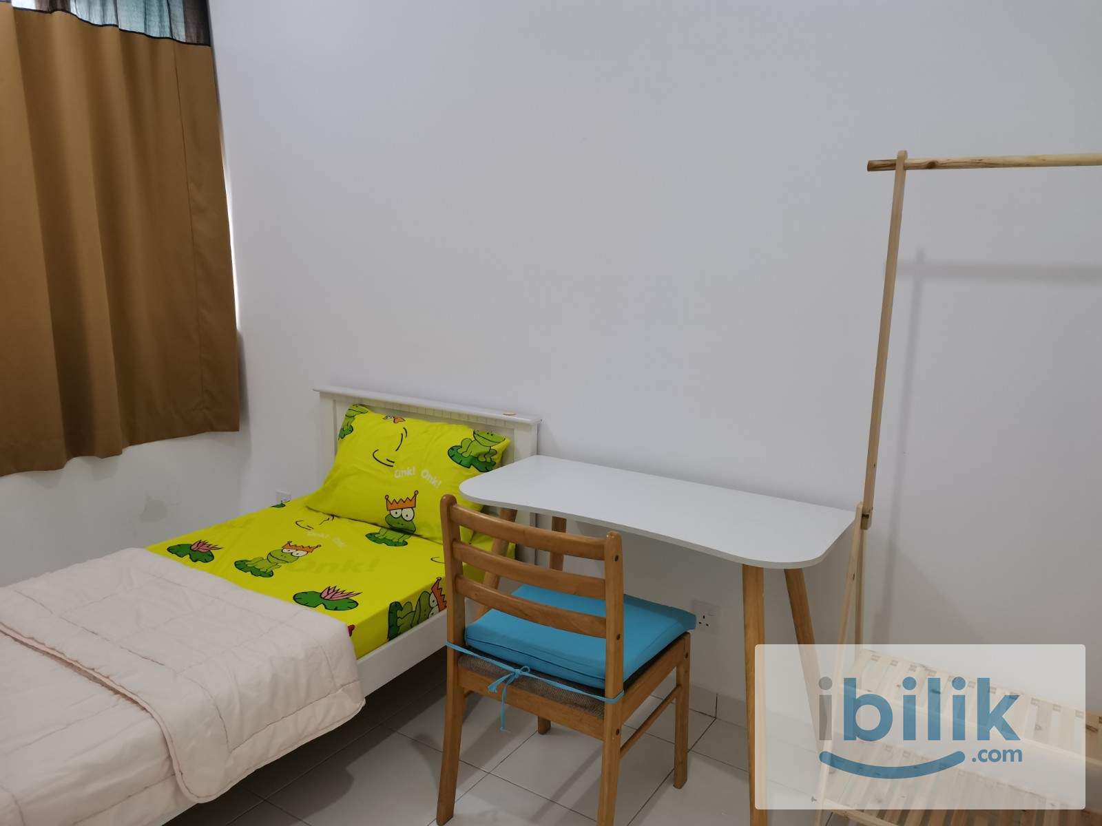 i-Santorini Aircond Furnished Middle Room Share Bathroom included utilities MIX GENDER - Image 7