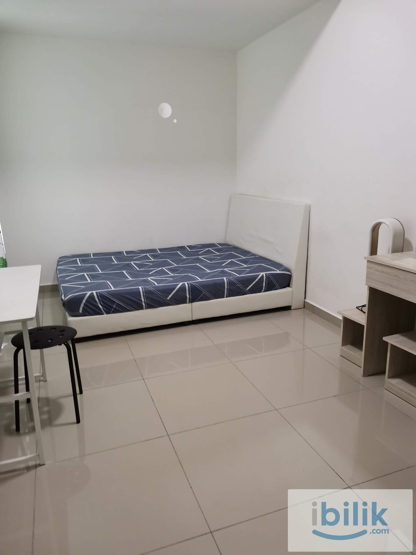Promenade Aircond furnished Middle Room include utilities Share Bathroom MIX GENDER - Image 5