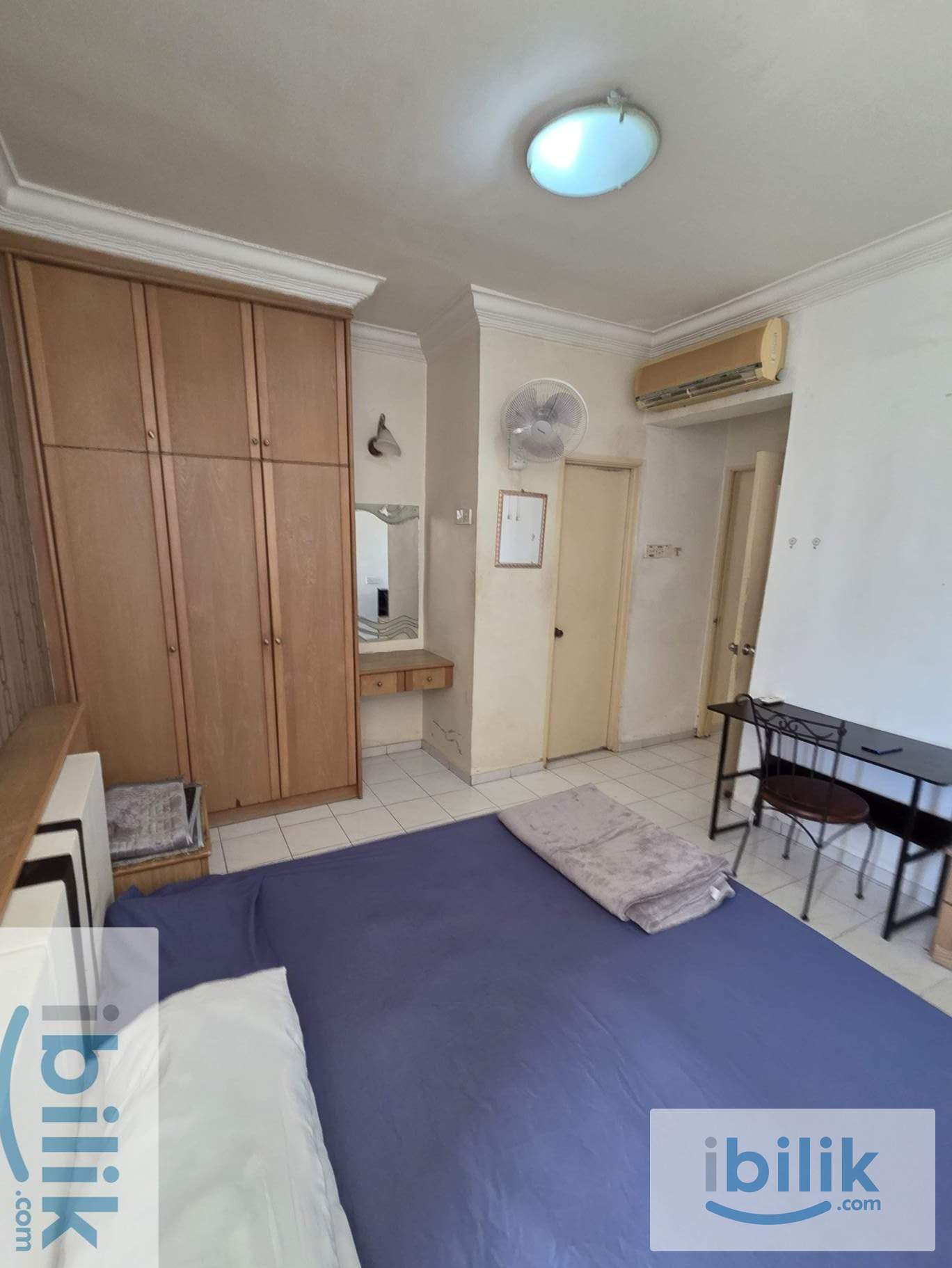 Villa Emas Aircond Master Room included utilities Private Bathroom MIX GENDER - Image 6