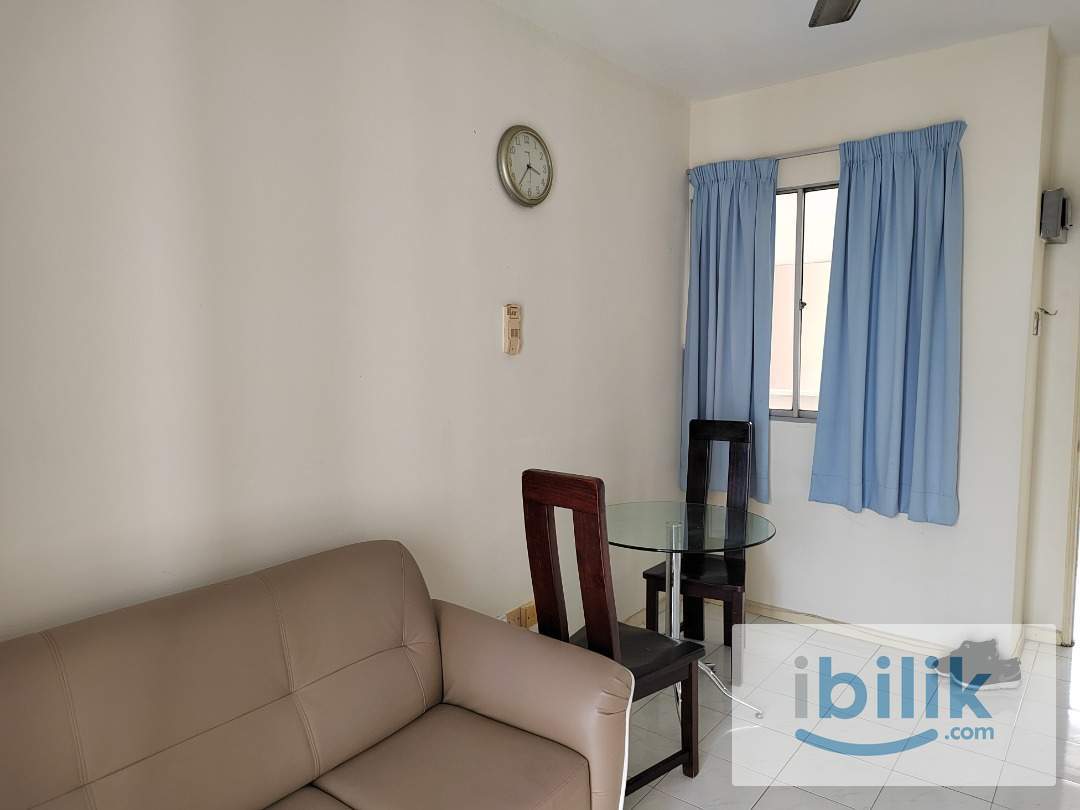 Villa Emas Aircond Middle Room included utilities Share Bathroom MIX GENDER - Image 5