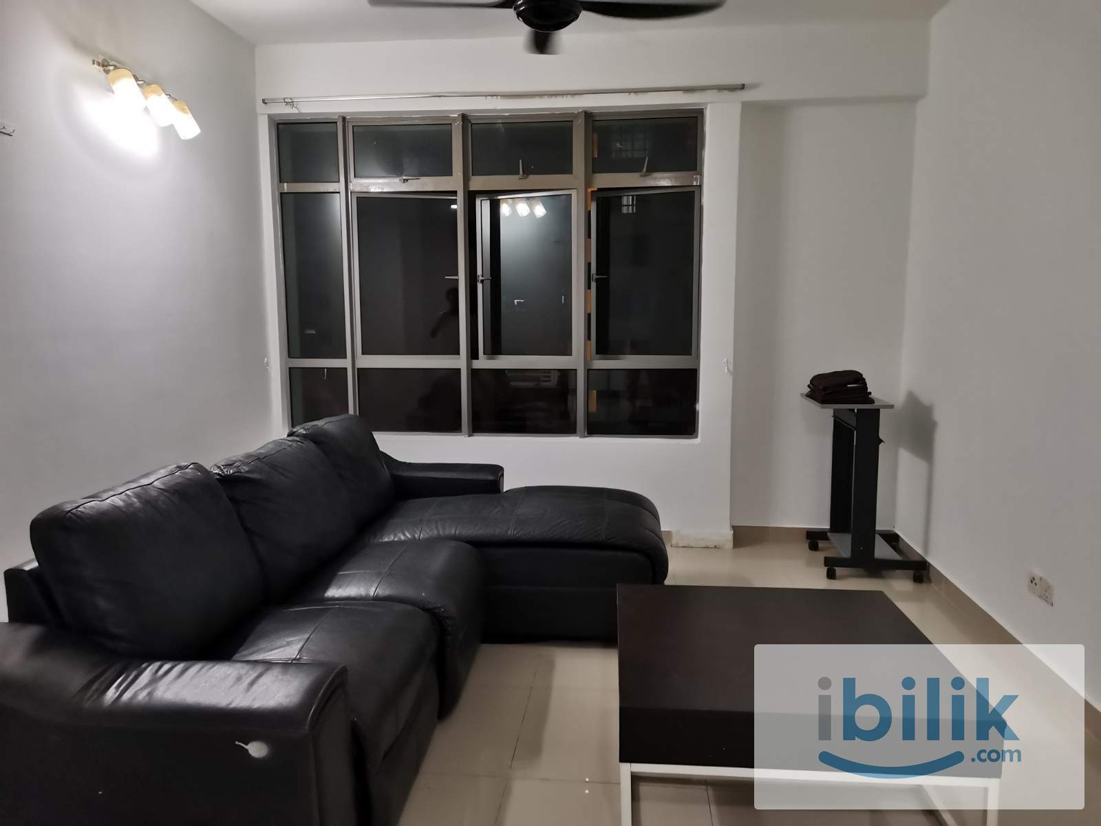 All Season Park Single room included utilities no aircond - Image 1