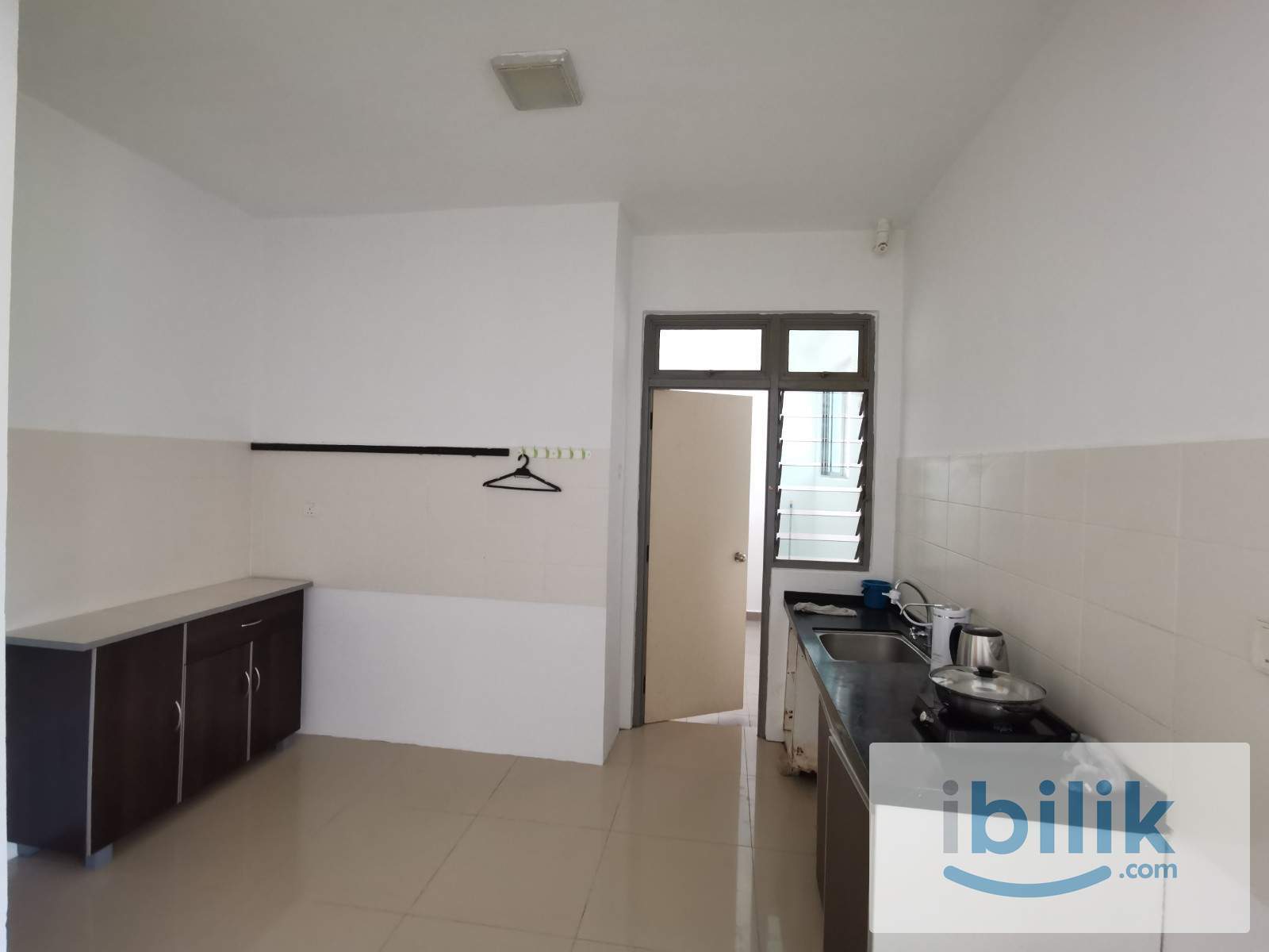 All Season Park Single room included utilities no aircond - Image 3
