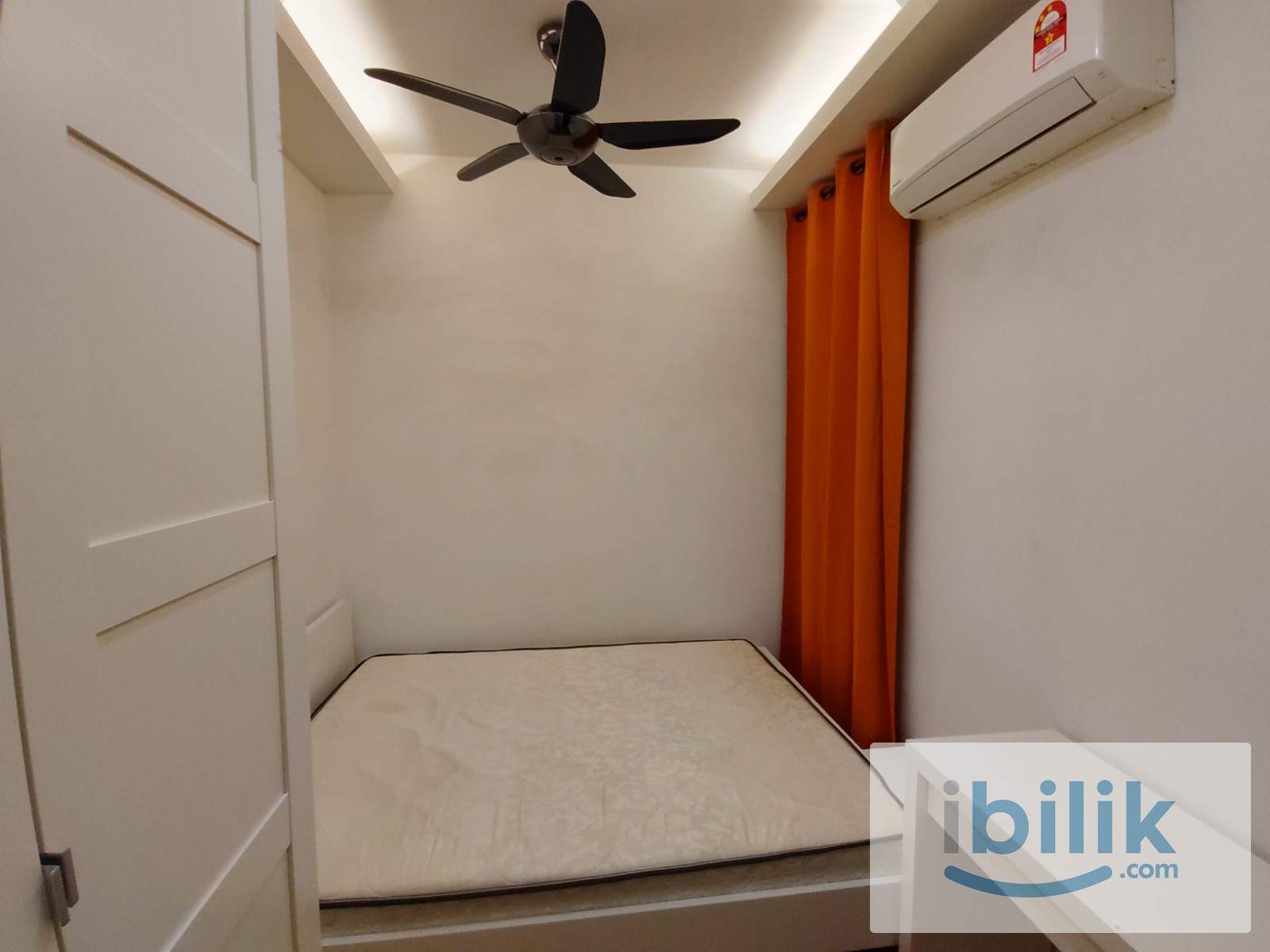 Tri Pinnacle aircond Middle room included utilities shared bathroom - Image 1
