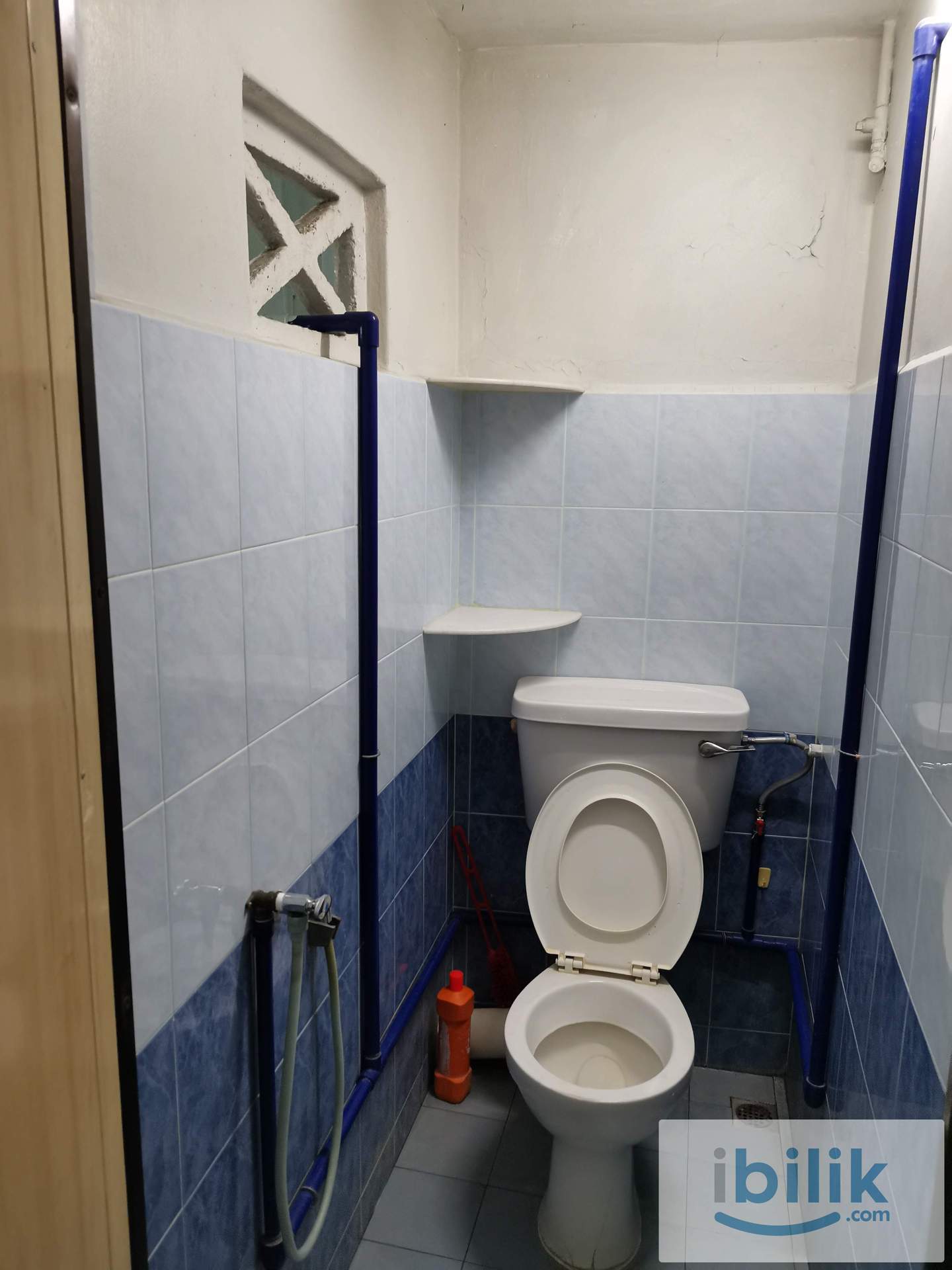 George Town landed House Aircond Middle Room included utilities - Image 6