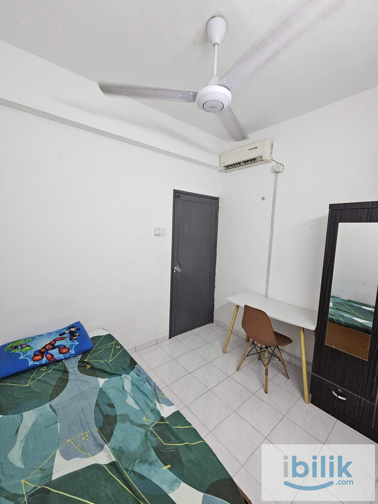 Npark Furnished Middle room Share bathroom included utilities - Image 3
