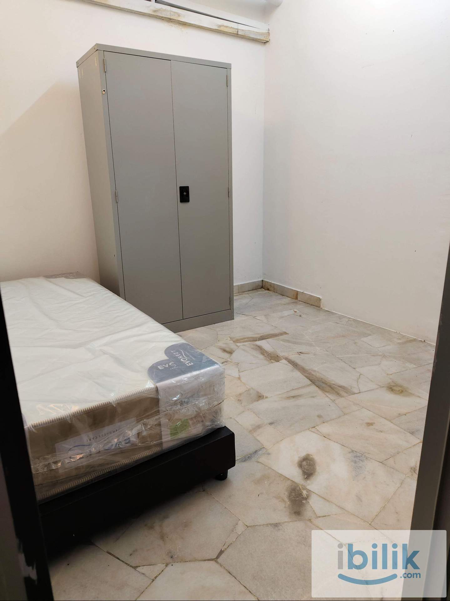 Single Bed Room for rent in SS22 (Utilities INCLUDED!!) - Image 4