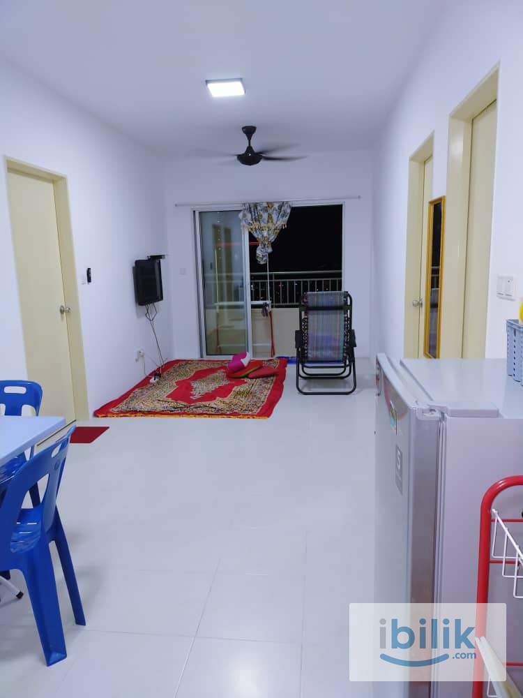 Middle Room - Image 3