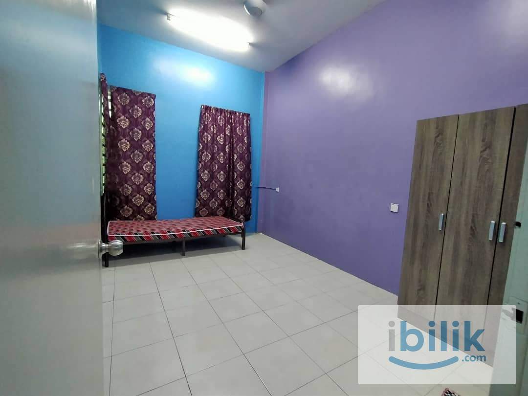 Master Bedroom - Image 1