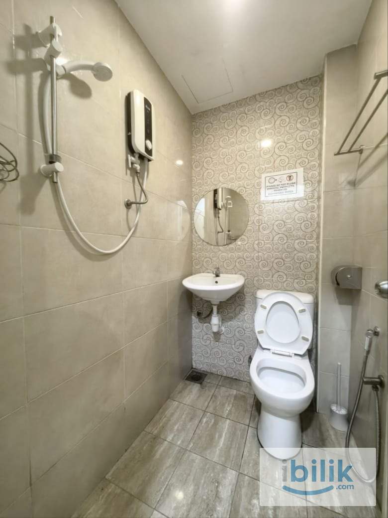 Prime Room Rental 💼 Zero Deposit Near Petaling Street, Pasar Seni  - Image 4