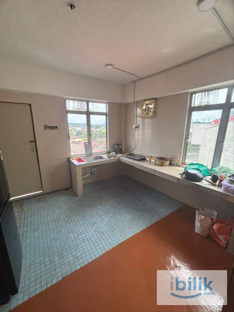 1 min to KG. Baru Seri Kembangan Bus Stop🚏🚌Furnished Single Room for Rent  - Image 3