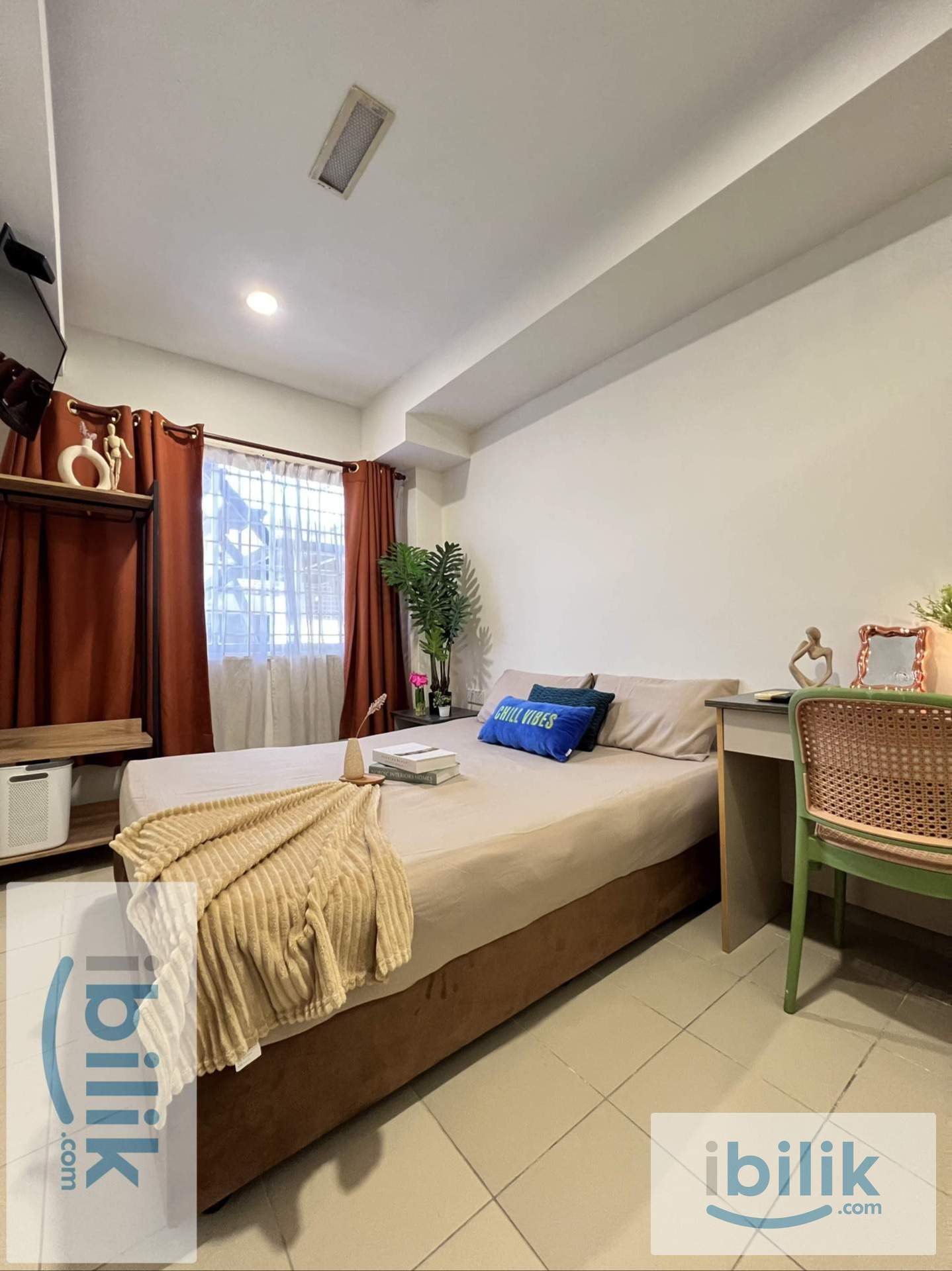 Private Toilet Furnished Room for Rent near Sri Raya MRT, Bandar Mahkota Cheras - Image 3