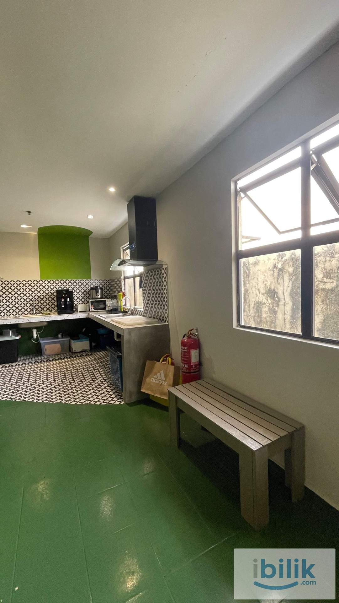 💥 Zero Deposit Room 🚫💰 Fully Furnished + WiFi Included for Rentt near IOI Mall Puchong - Image 1
