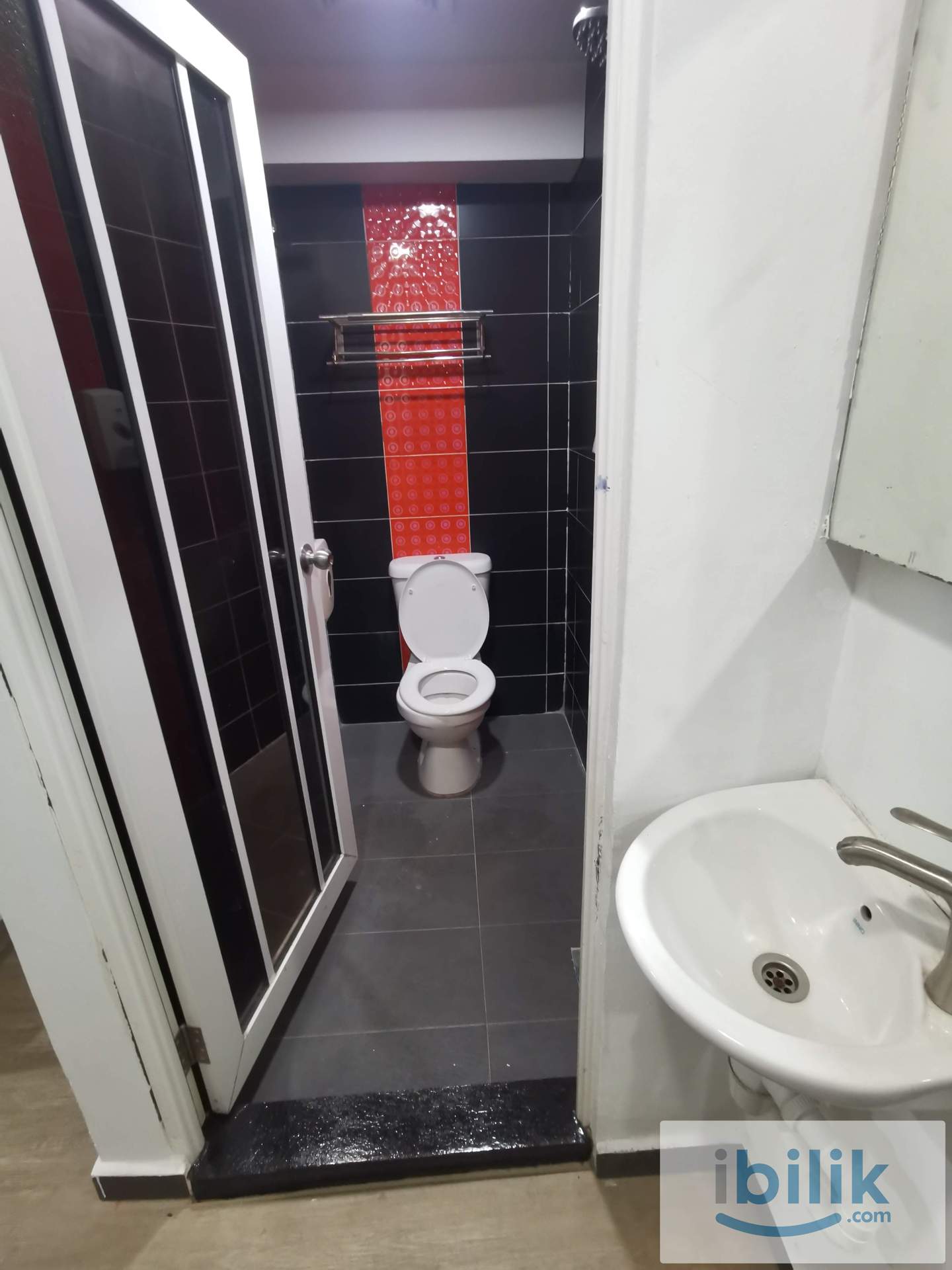 💰 Budget-Friendly 🌹 5 Minutes Walking Distance Kelana Jaya LRT Station  - Image 2