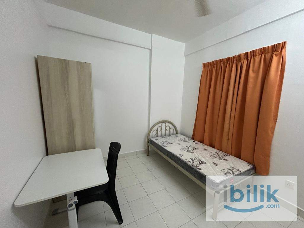 Middle Room For rent (Single Stay) - Image 2