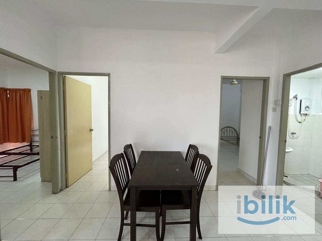 Cozy Private Room Butterworth - Image 2