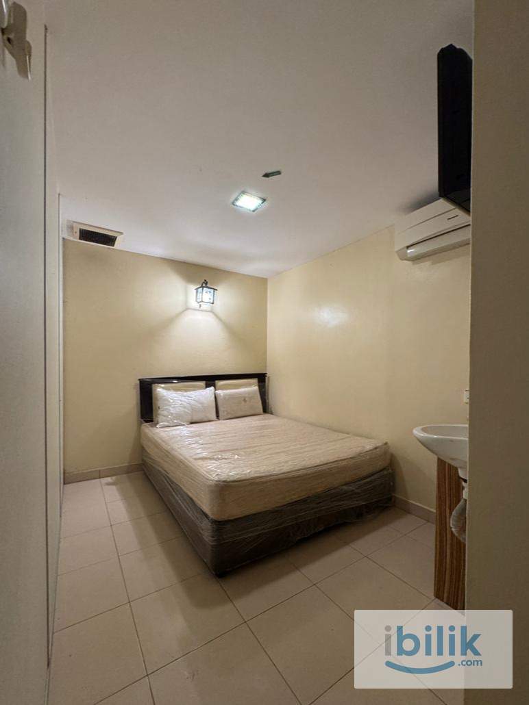 ✨ Easy Move-In 🏠 Limited Offer Room for Rent near East Coast Mall - Image 2