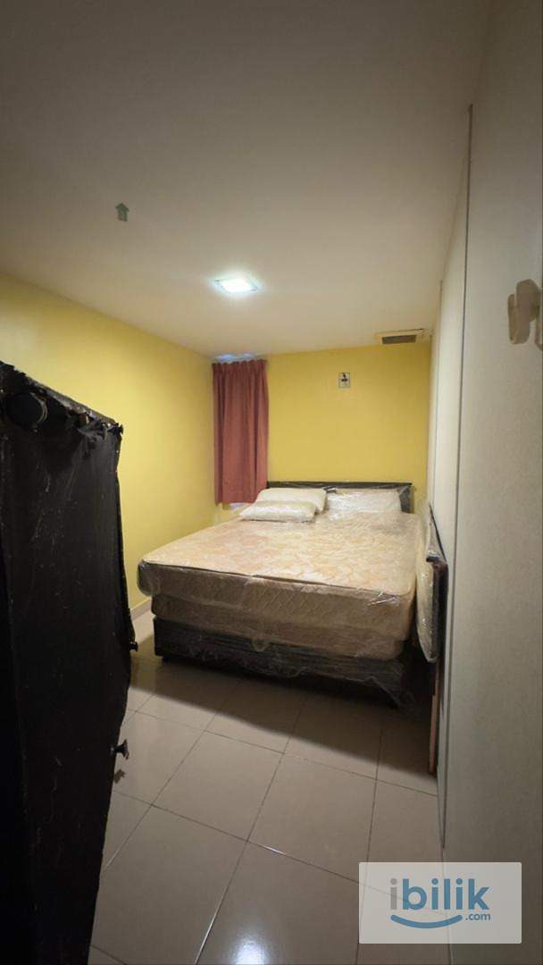 🎁 Labor Day Deal 🎉 Low Deposit Room for Rent at Kuantan City Centre - Image 4