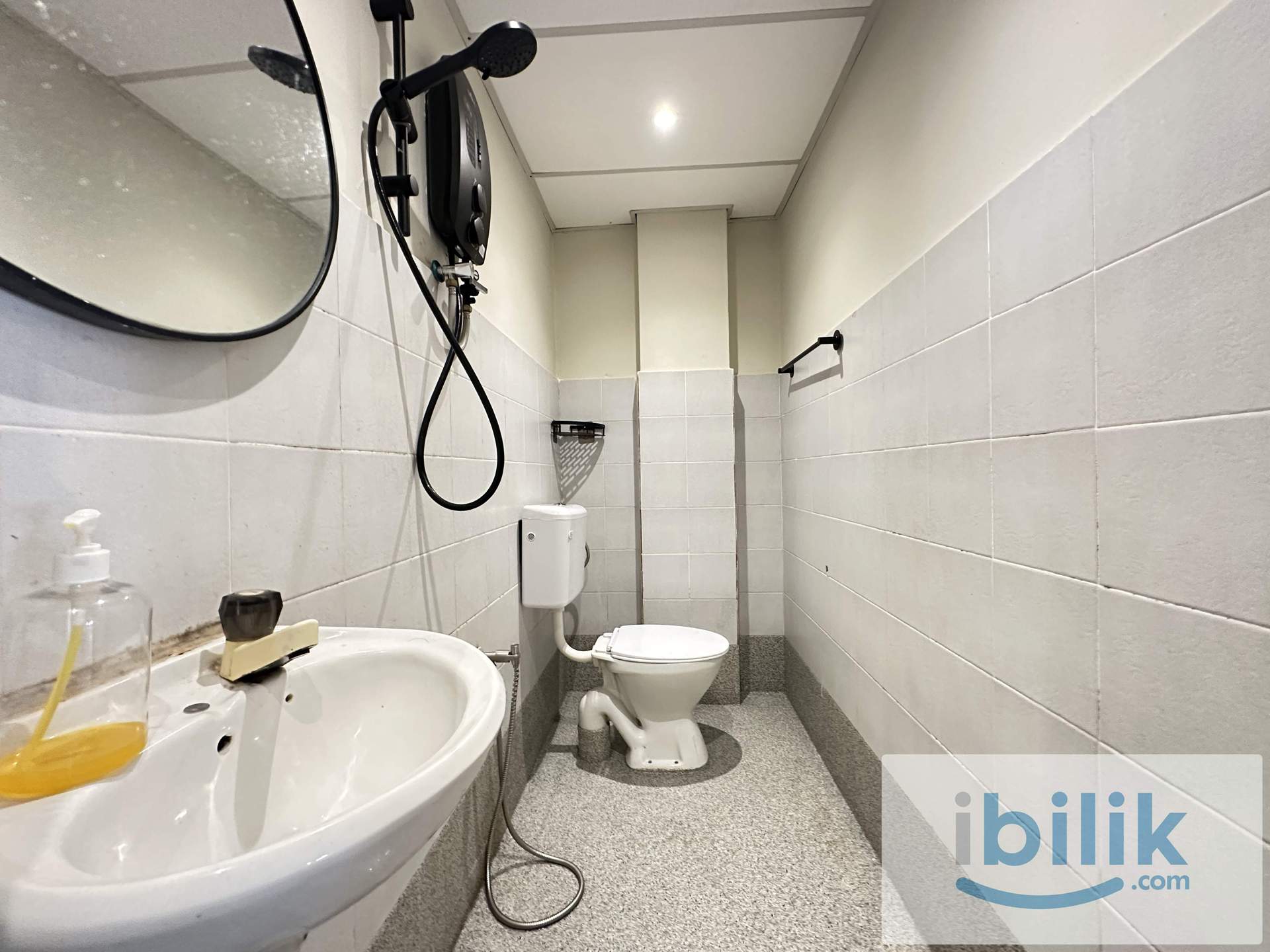 🎊 Mid Year Promo 🎊 Furnished Room for Rent near Jonker Street, Melaka 🛏️ - Image 5