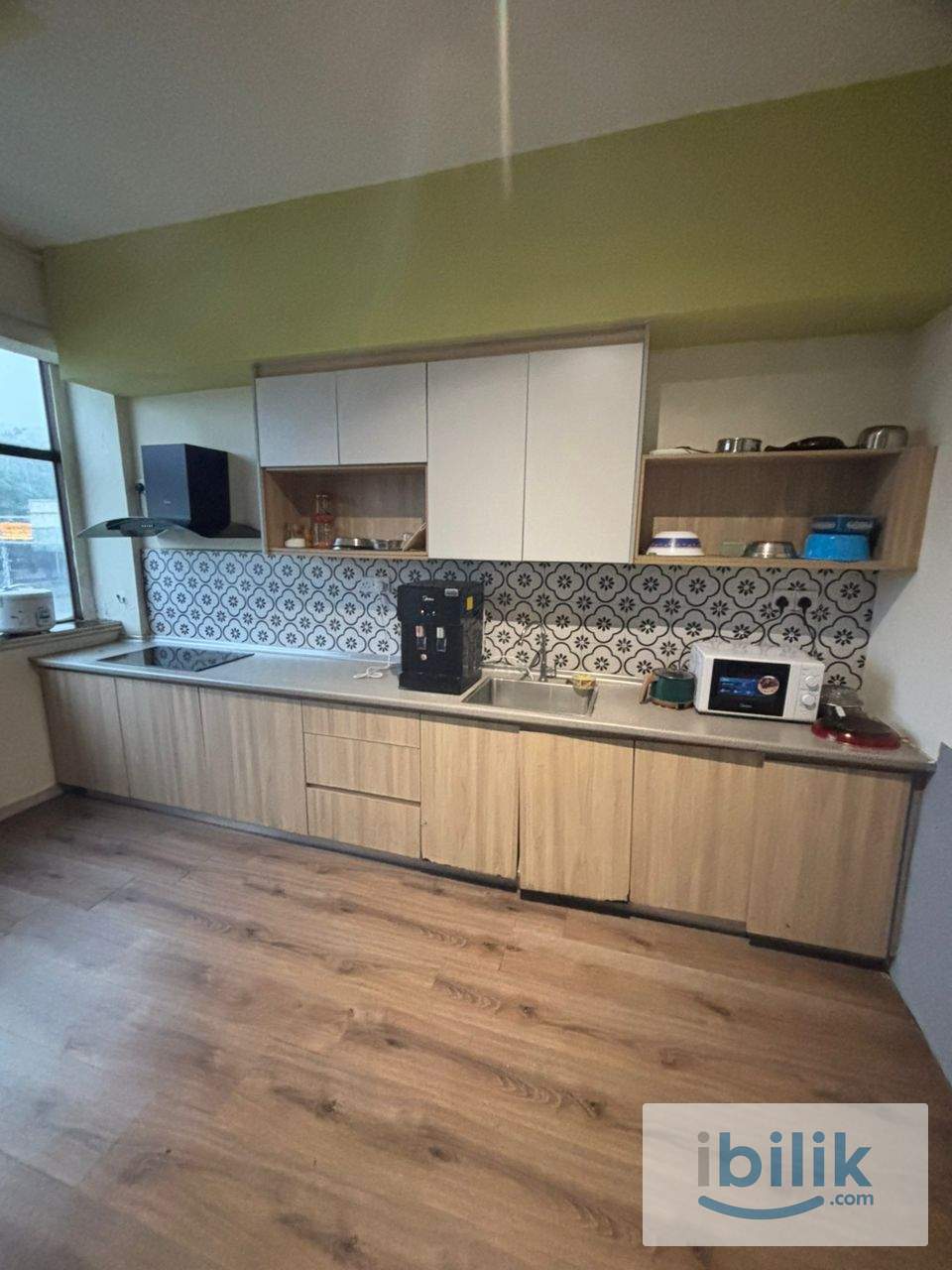 Near LRT Wangsa Maju, 3mins walk 🚶🏻 Melawati Mall Room rent with Toilet - Image 5