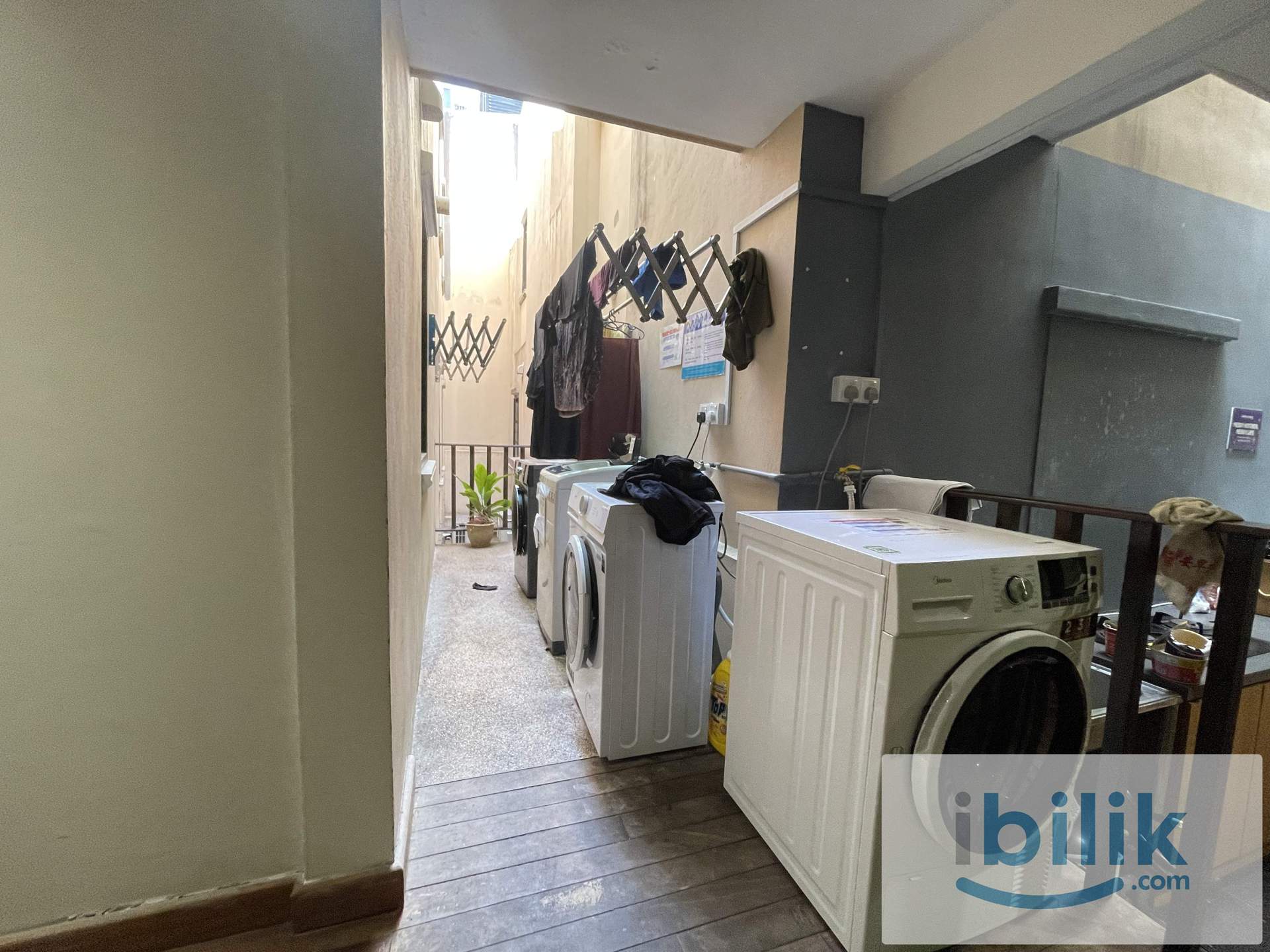 Promo ⚡️ Room for Rent + Private Toilet near Petaling Street - Image 5