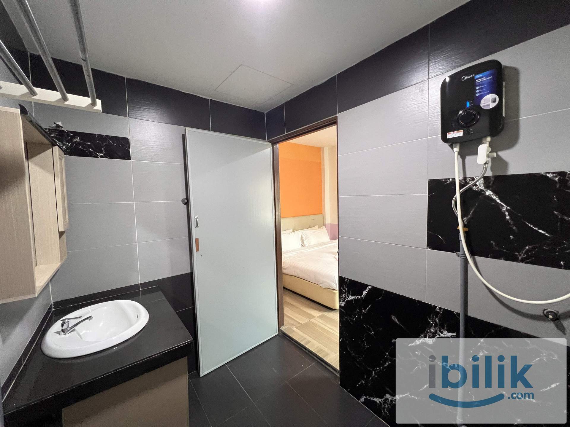 Limited Time ⏳Zero Depo Room + Private Toilet near to MRT Kuchai Lama - Image 4