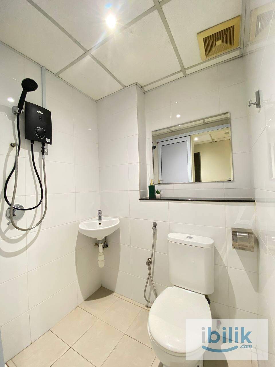 10 Minutes 🚶‍♂️ Pudu LRT 🚝 Master Room for Rent near Pudu - Image 3