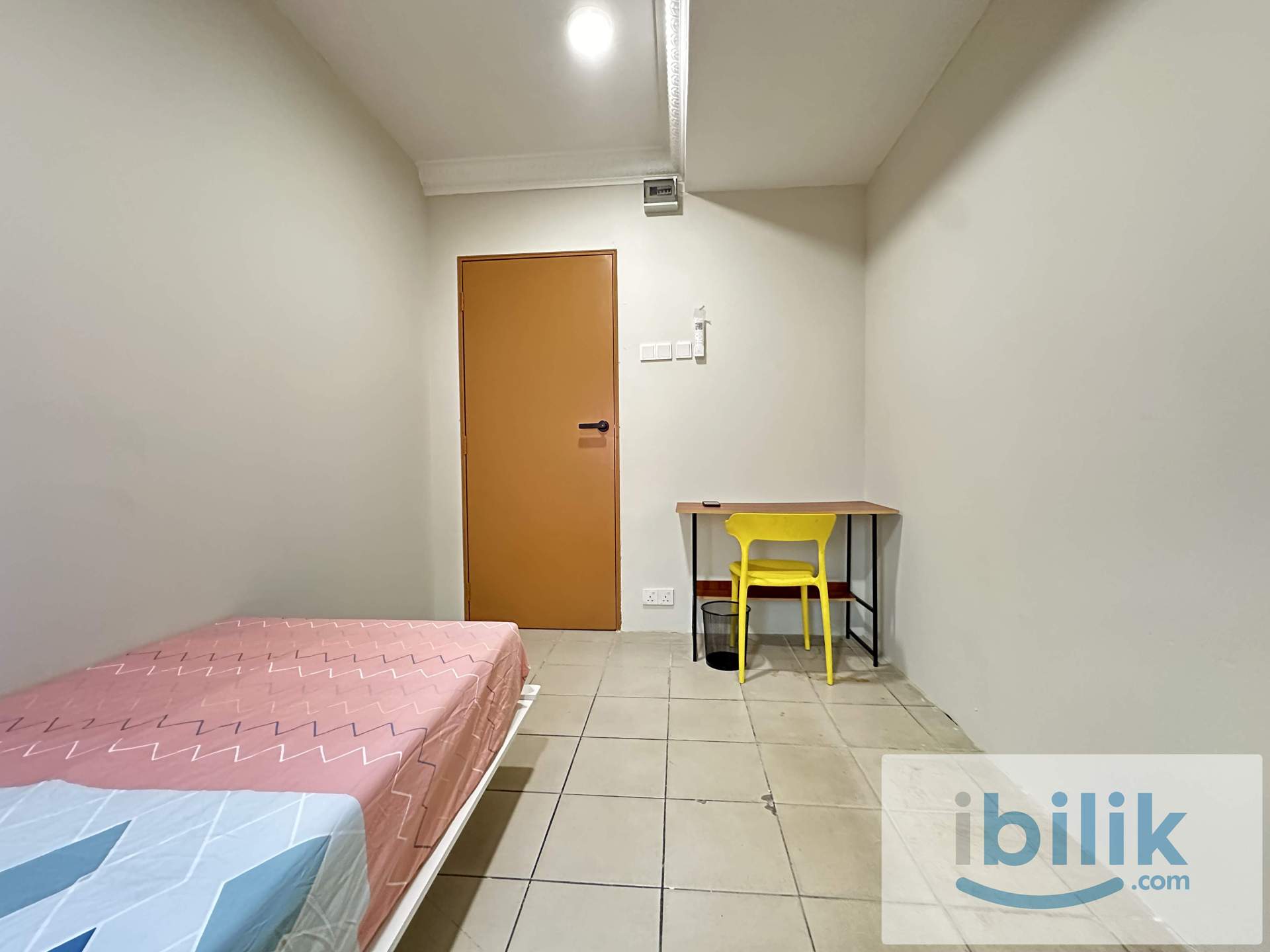 🌈 Easy Move In 🔑Zero Deposit Room for Rent near Pasar Seni, Petaling Street - Image 2