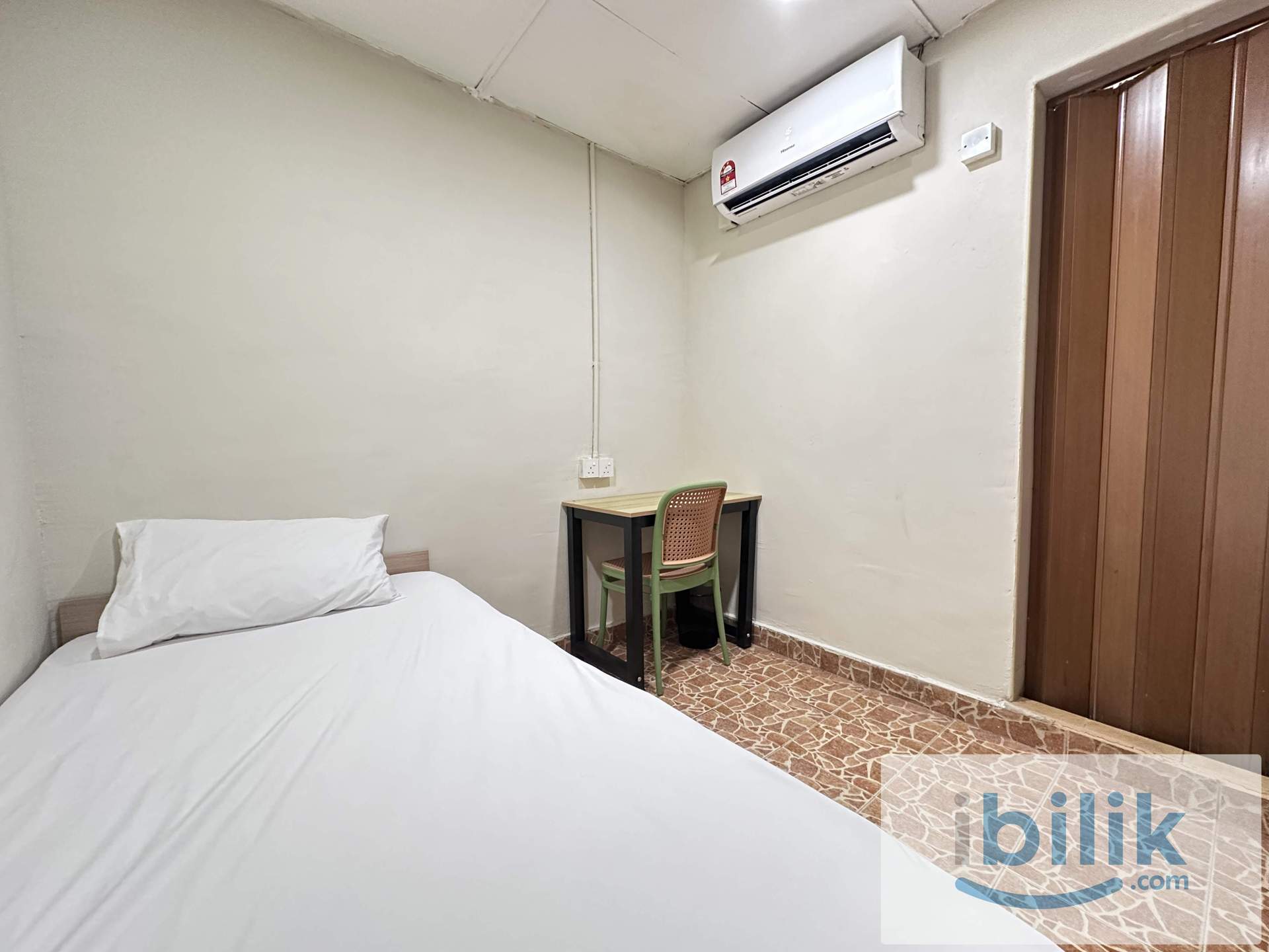 🚶‍♂️4 mins walk to MRT KL Sentral Private Room Rent in Brickfields with ZERO Deposit! - Image 3