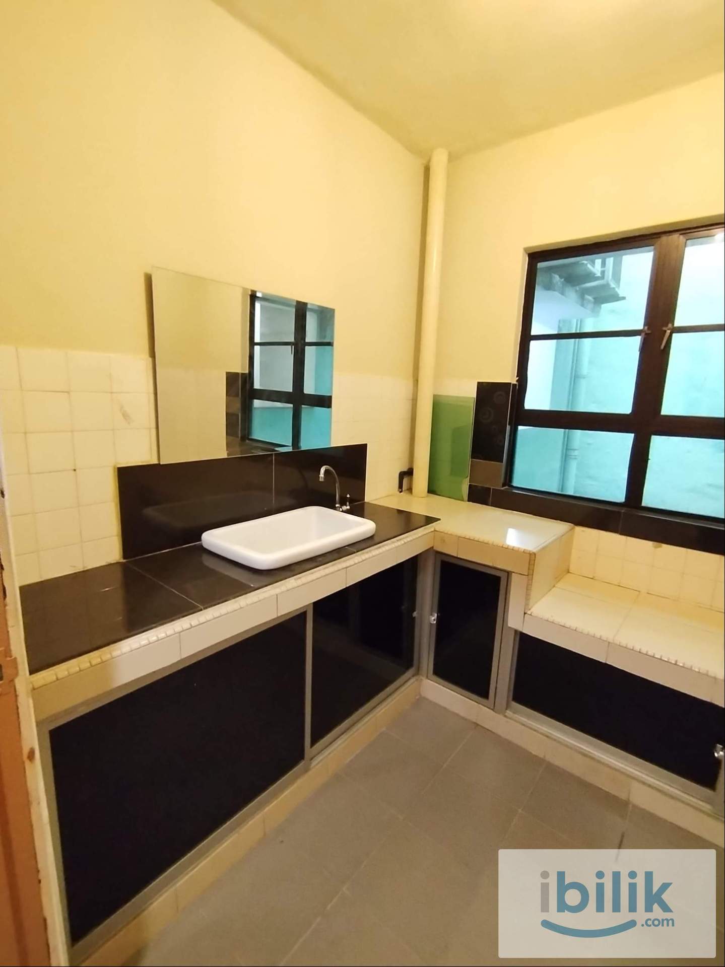 🎊 Special Offer – No Deposit Room For Rent near KTMB Serdang, Seri Kembangan - Image 2