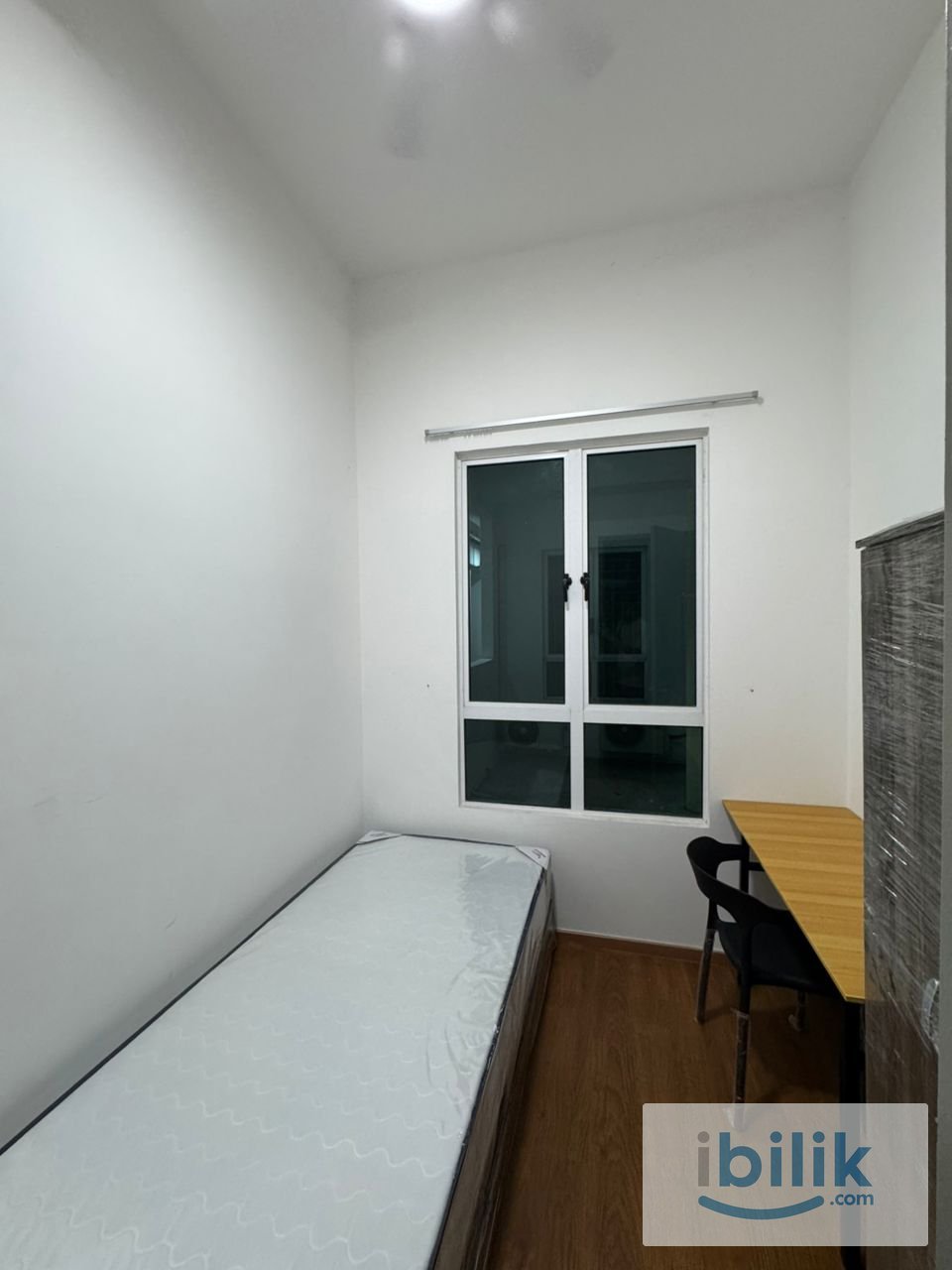 𝐒𝐢𝐧𝐠𝐥𝐞 𝐑𝐨𝐨𝐦 𝐰𝐢𝐭𝐡 𝐖𝐢𝐧𝐝𝐨𝐰 🤩Near Universiti Malaysia Sabah (UMS) - Image 1