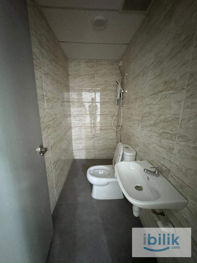 GET EARLY BIRD OFFER 🔊 Zero Deposit Room for Rent near Politeknik Kota Kinabalu - Image 5