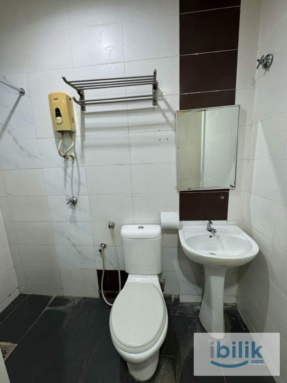 🌈 Easy Move In - Zero Deposit Room for Rent near Surian MRT Kota Damansara  - Image 4