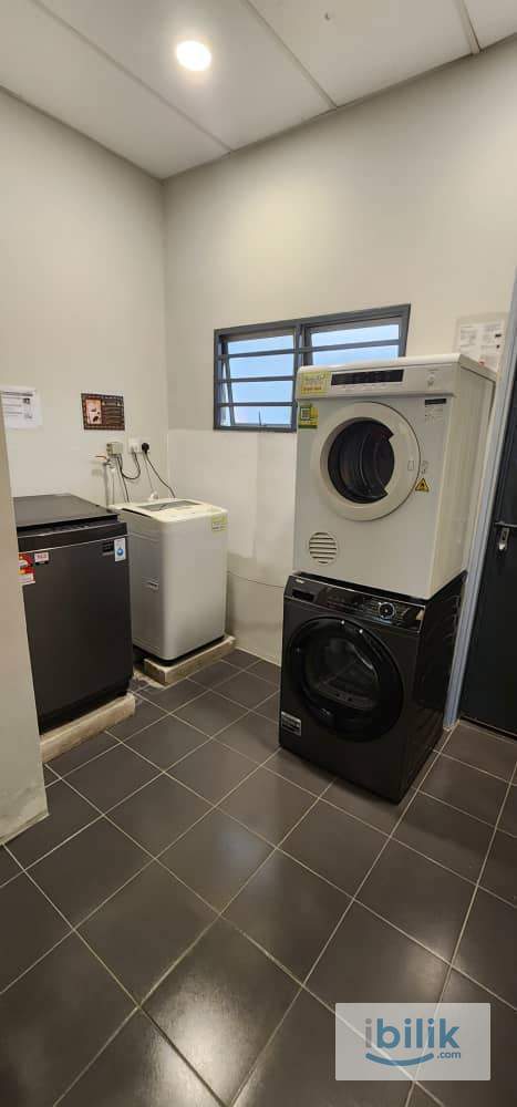 4 mins drive to Main Place Mall🚘 Budget Single Room for Rent at USJ 21 - Image 3