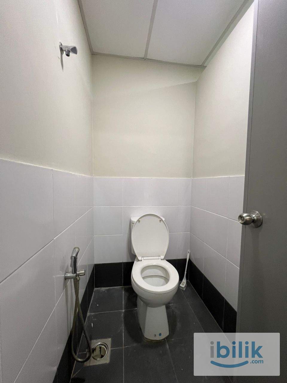 OFFER ⭐Near LRT USJ21 ❗ Zero Deposit Room with Sharing Toilet @ USJ 21 - Image 4
