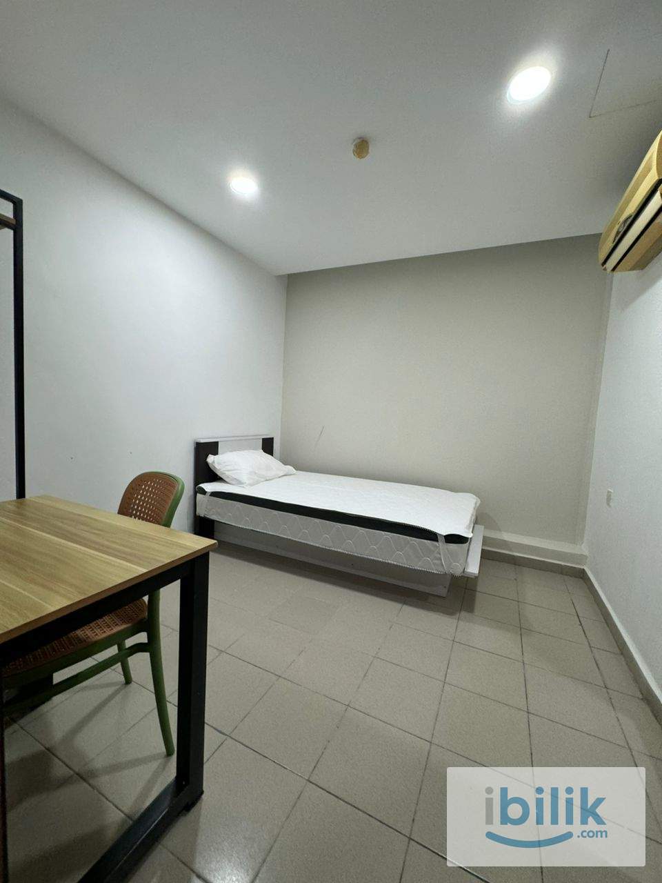 🌈 Easy Move In - Zero Deposit Room for Rent near Serdang Raya Selatam MRT Station Seri Kembangan - Image 3