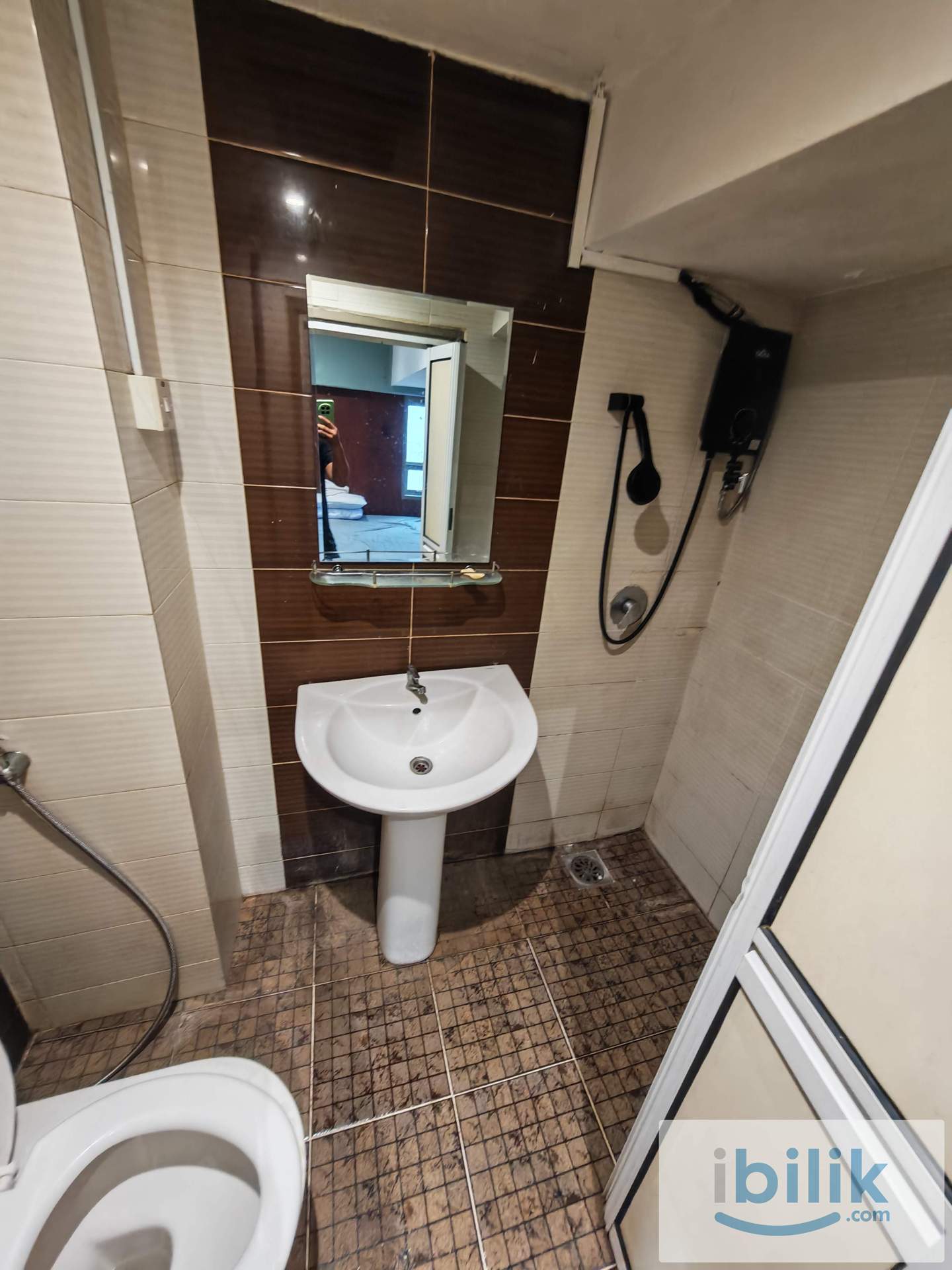 Cozy🌟 Private Toilet💯 Near Kl Sentral 🤩 Ready for move in ❗ - Image 5
