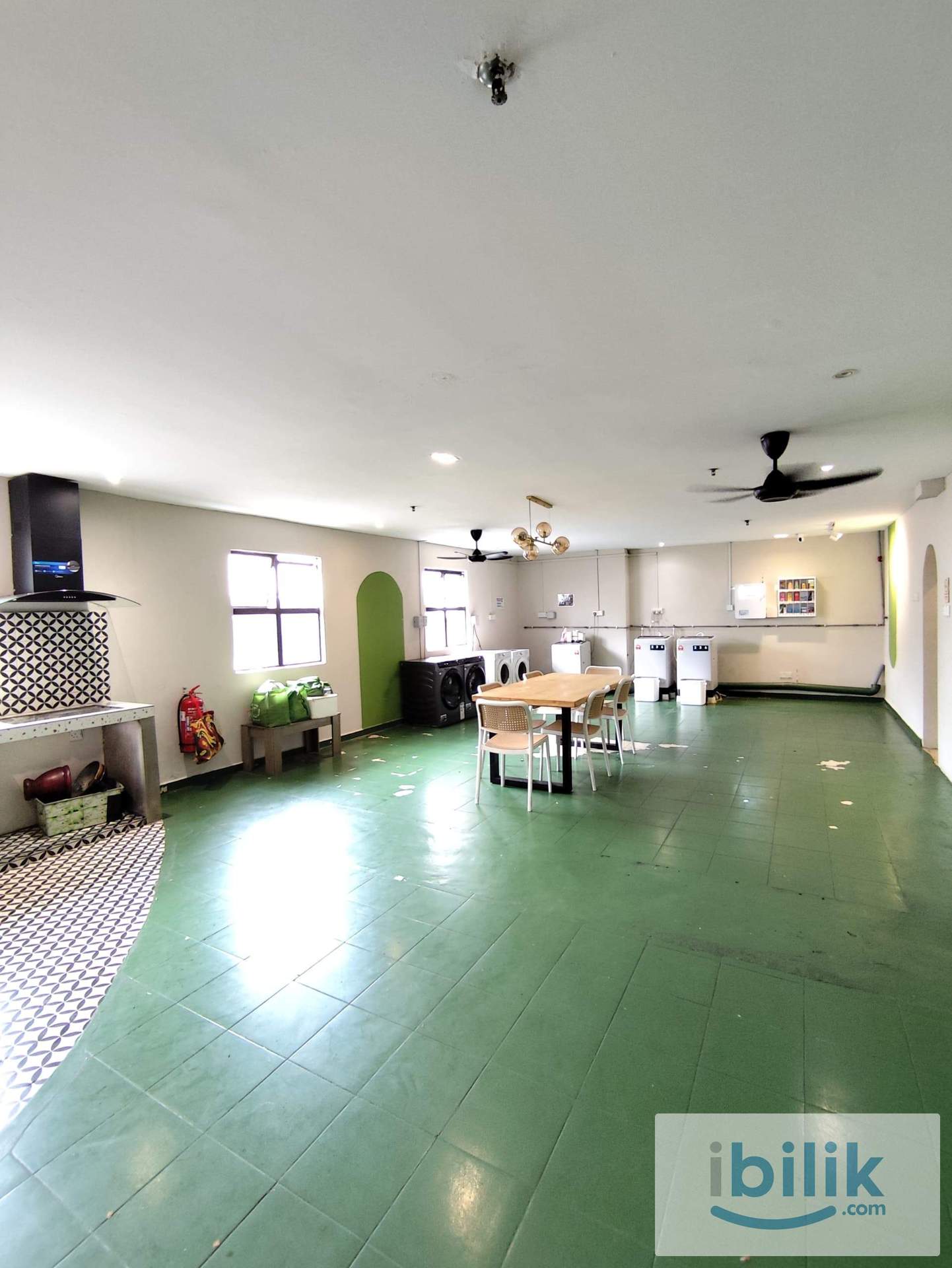 4 Stop to APU | Private Bathroom | Walking Distance To IOI Puchong - Image 4