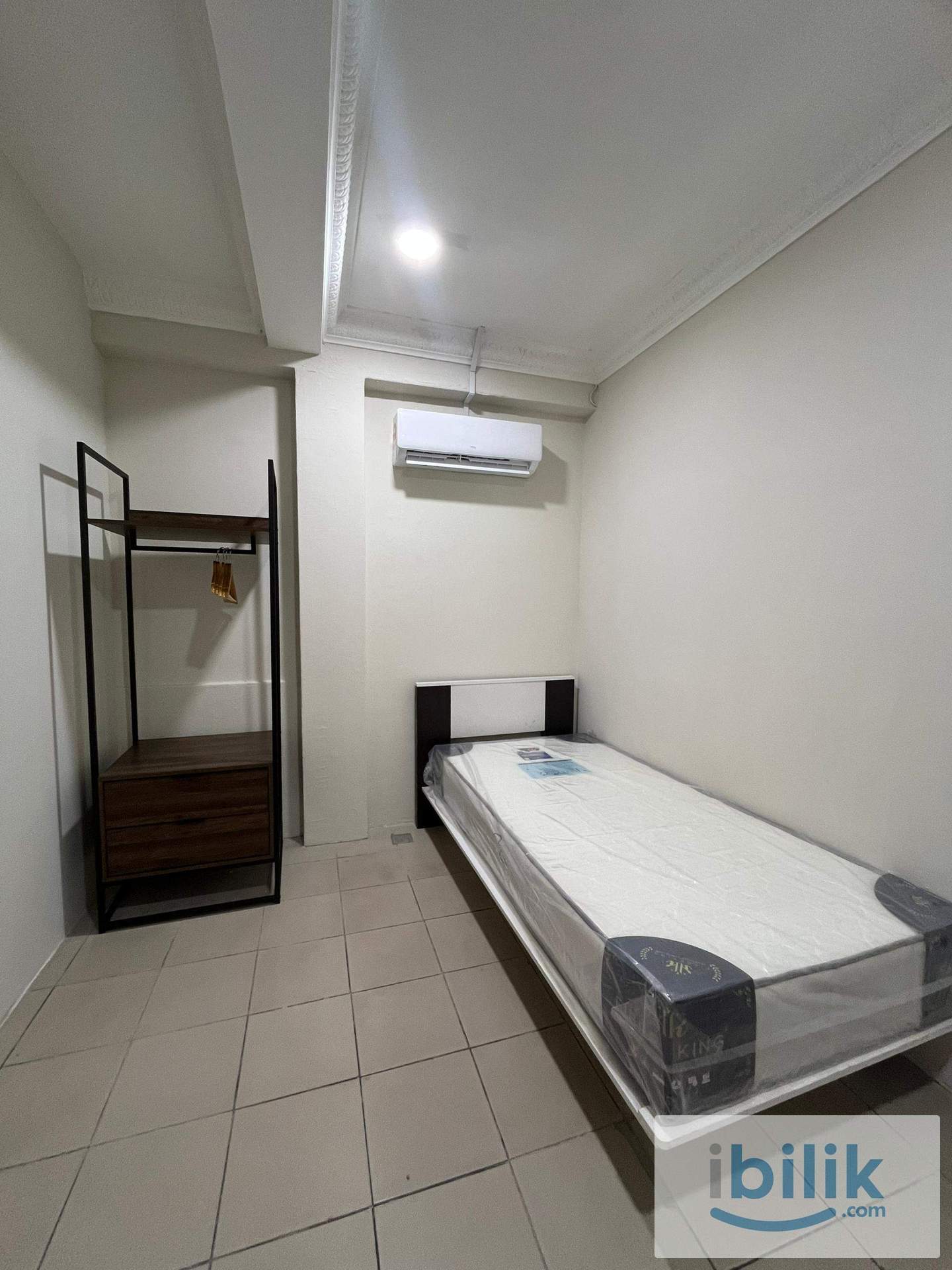 July Promotion🔥 Low Deposit ✨ Private Bathroom 🚽 - Image 1