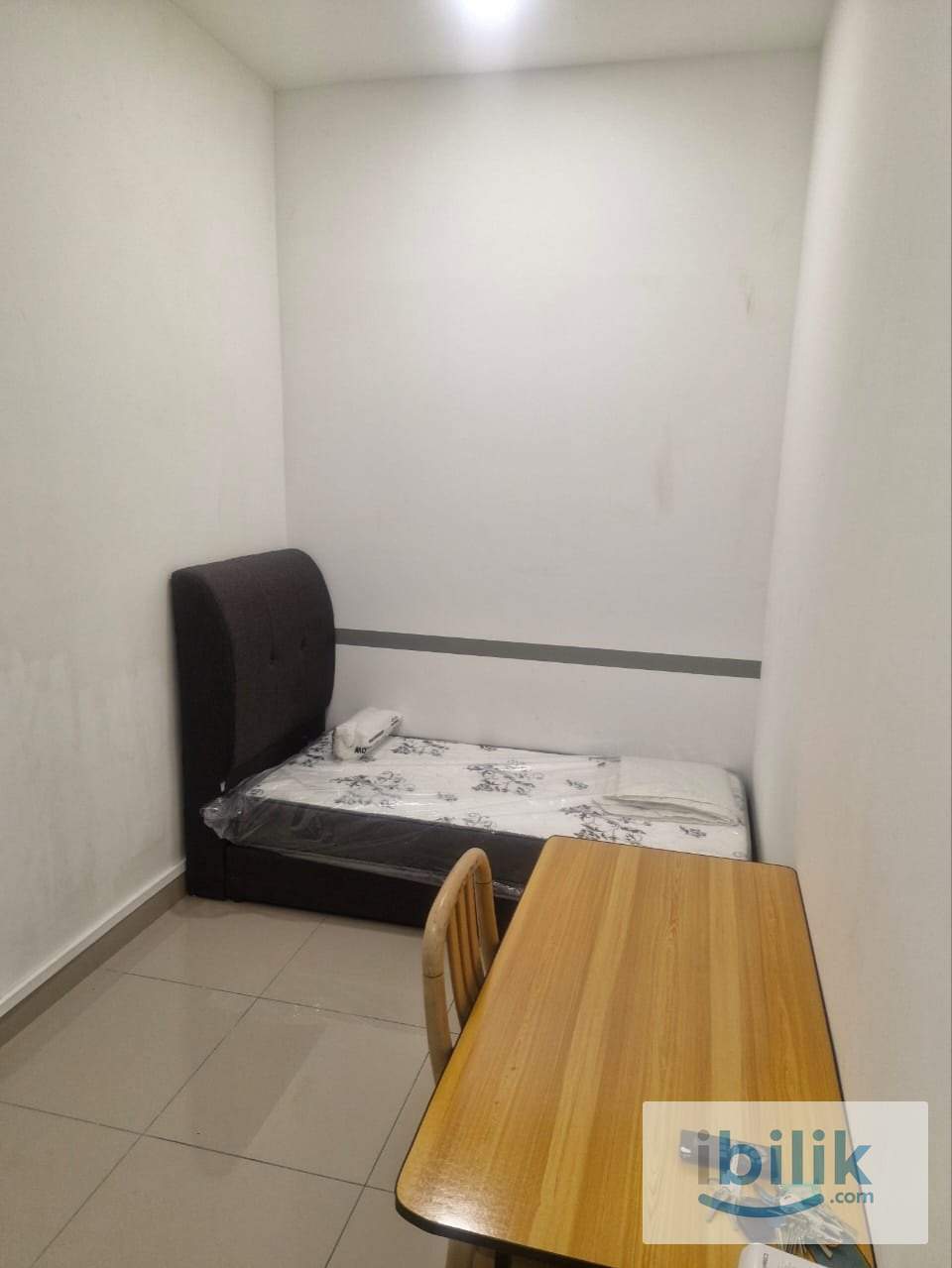 Single Big Room - Image 5