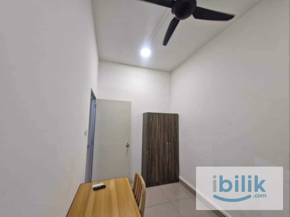 Single Big Room - Image 6