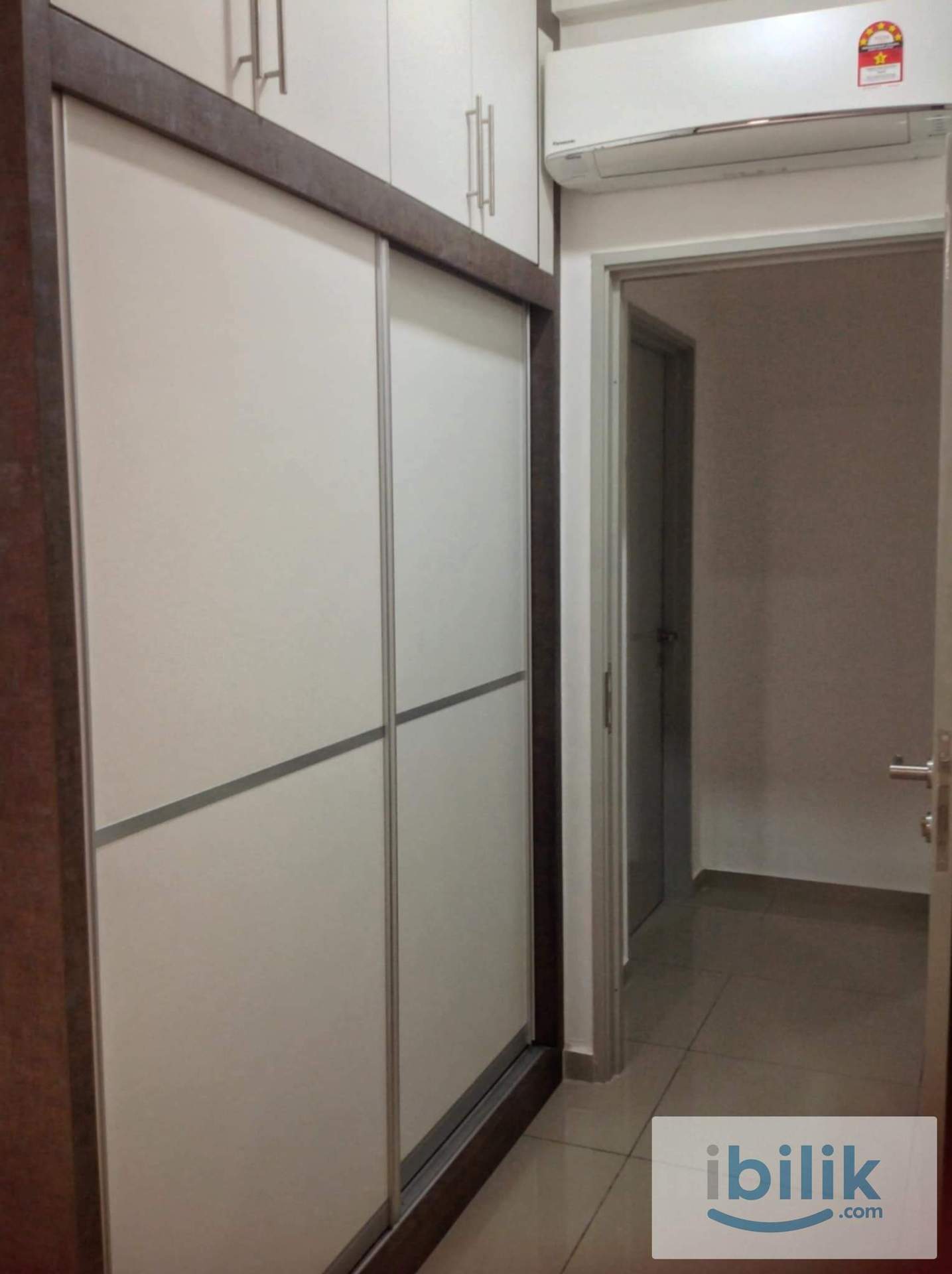 Utilities Covered Female Unit Condo Share Room - Image 3