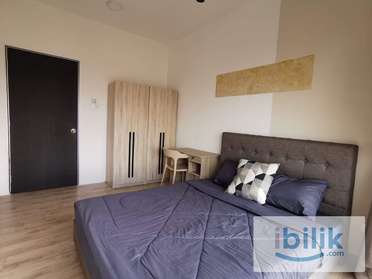Special Promo Price For Emporis Medium Room For Rent - Image 1