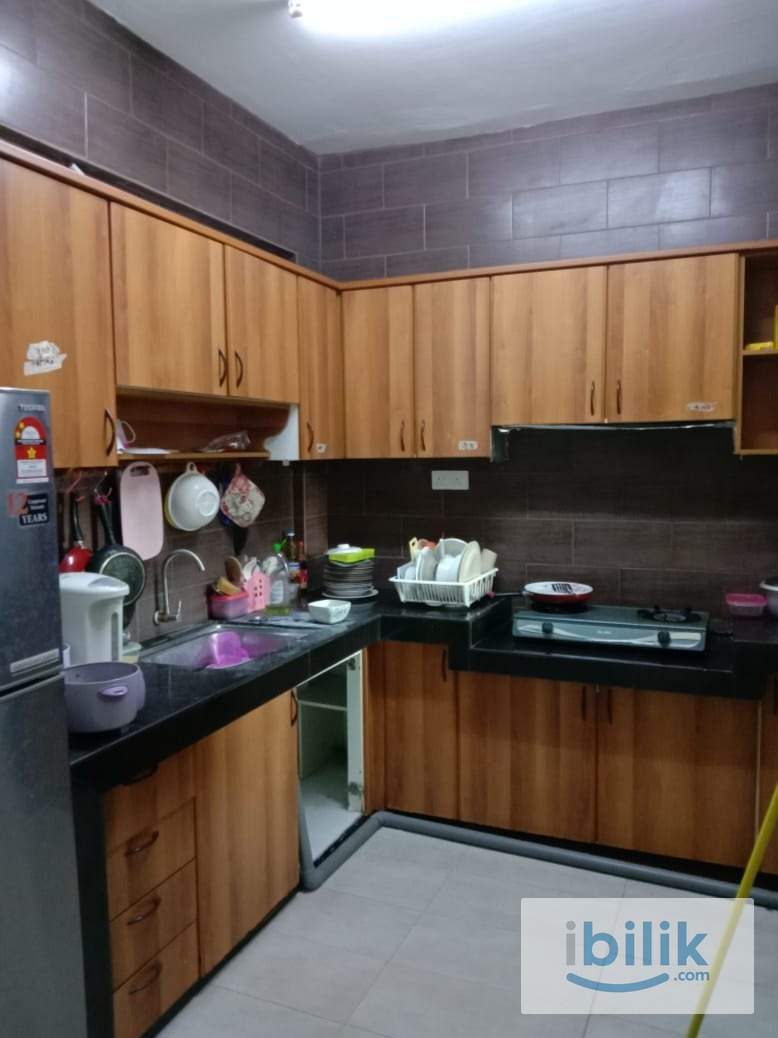 Bilik Sewa Wanita Melayu, Bilik Medium Sharing 2 Orang di Pangsapuri Kenari Court Pandan Indah, Ampang KL. - Image 2