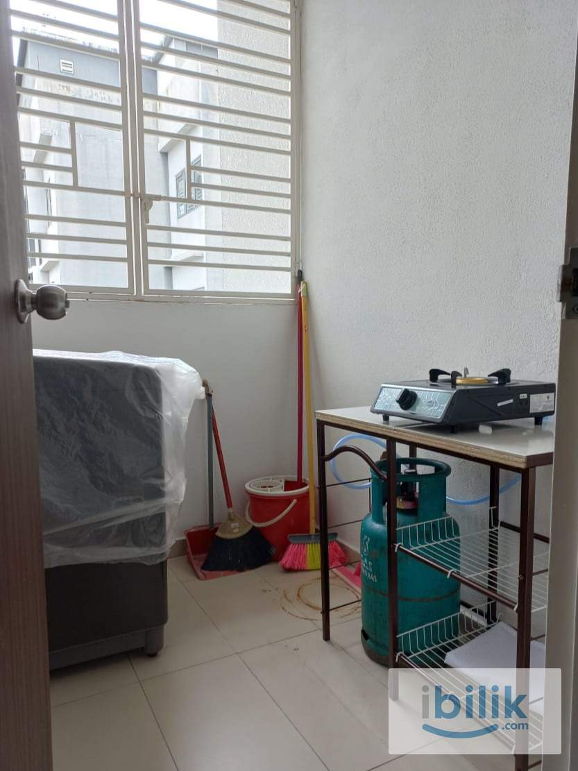 Bilik Sewa Lelaki Melayu Small Room Non Sharing di Condo Season Garden Wangsa Maju. - Image 3