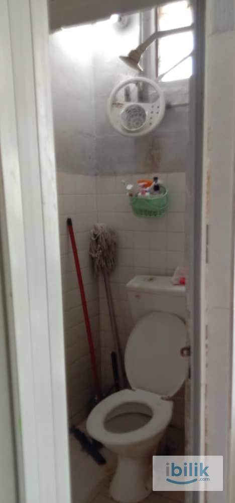 Bilik Sewa Wanita Melayu, Medium Sharing Room Di Flat Blok C1 Seksyen 1, Wangsa Maju, Kuala Lumpur. - Image 3