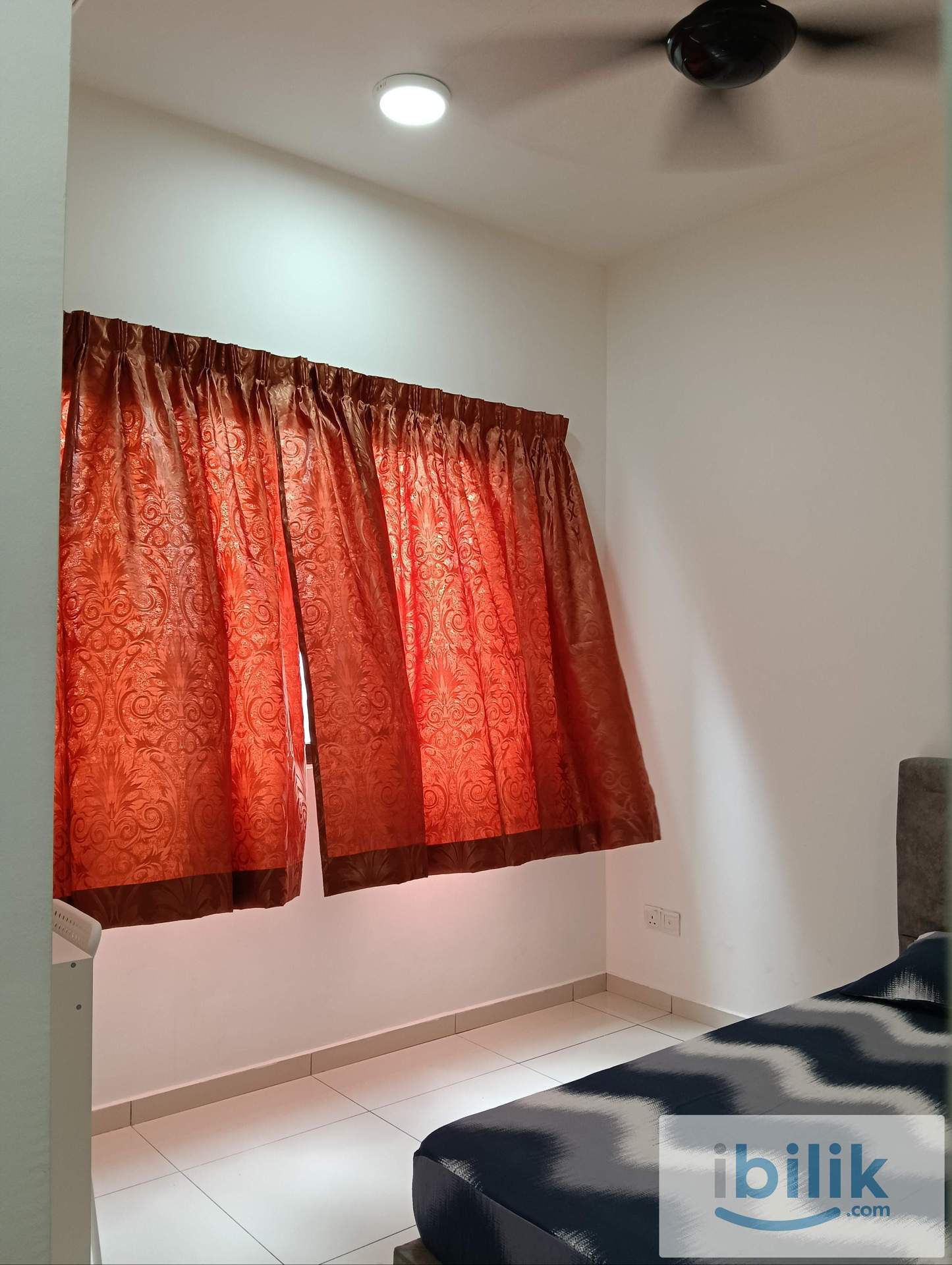 Bilik Sewa Lelaki, Master Bedroom Non Sharing di Condo Season Garden Wangsa Maju. - Image 1