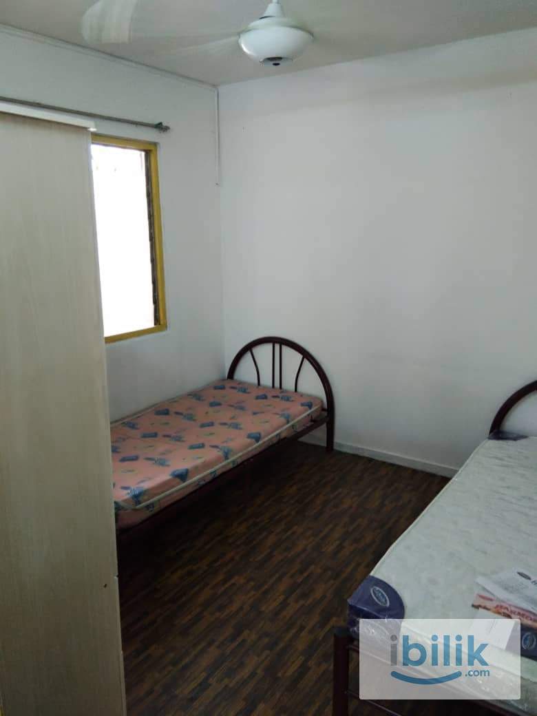 Bilik Sewa Lelaki Melayu, Medium Sharing Room Di Flat Blok A8 Seksyen 2, Wangsa Maju KL. - Image 1