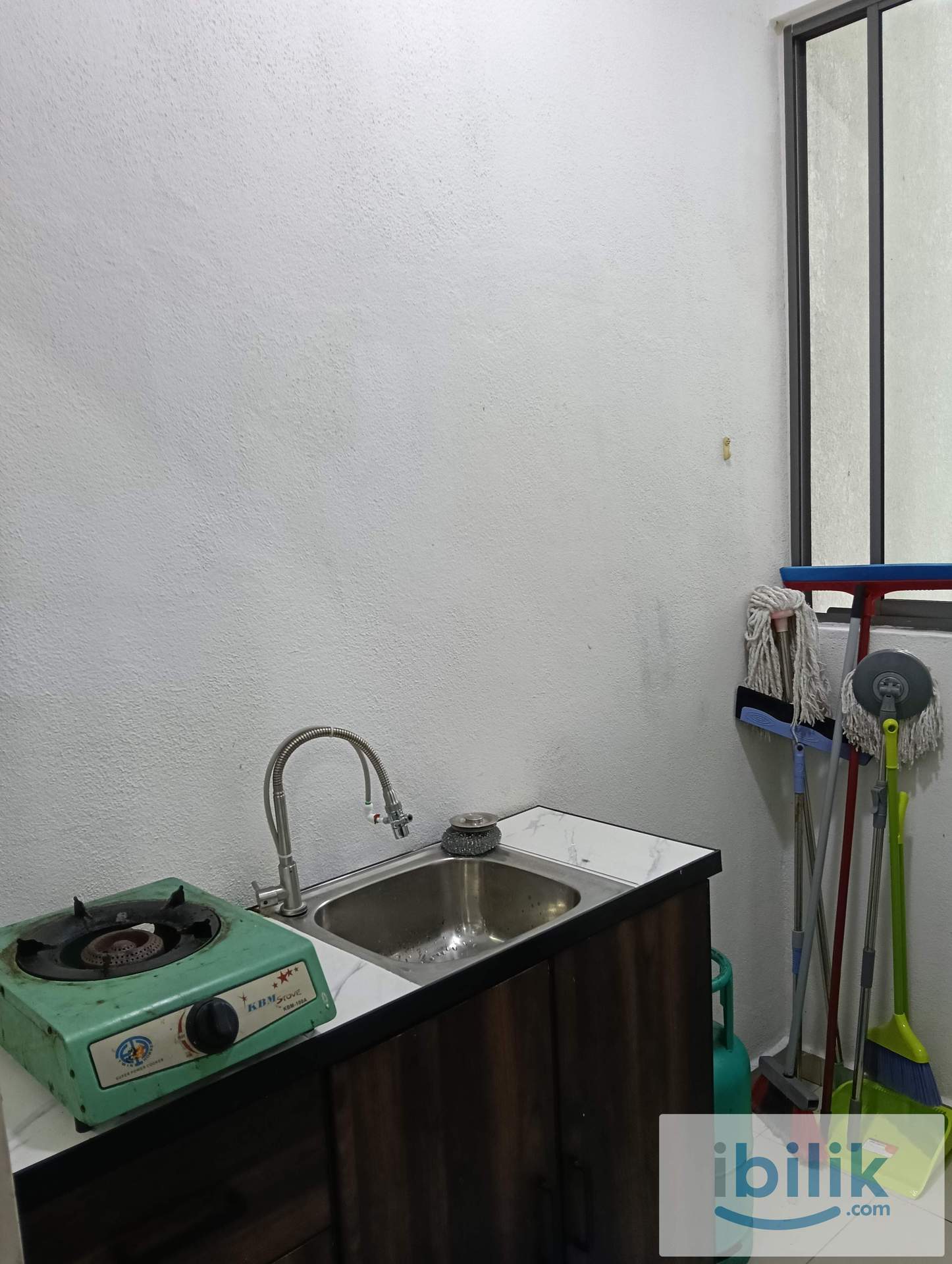 Bilik Sewa Medium Big Non Sharing Untuk Lelaki Melayu di Condo Residensi Seasons Garden Wangsa maju. - Image 3