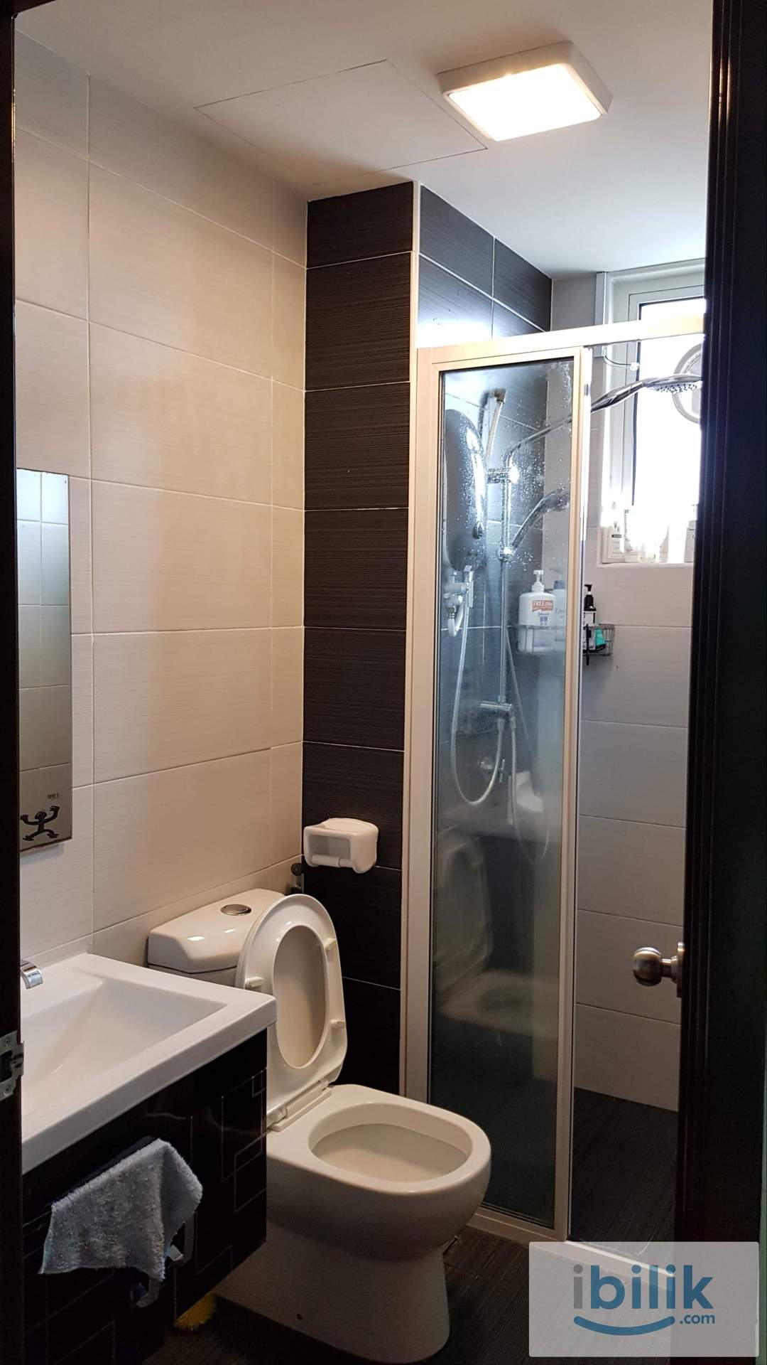 Master Room - Image 4