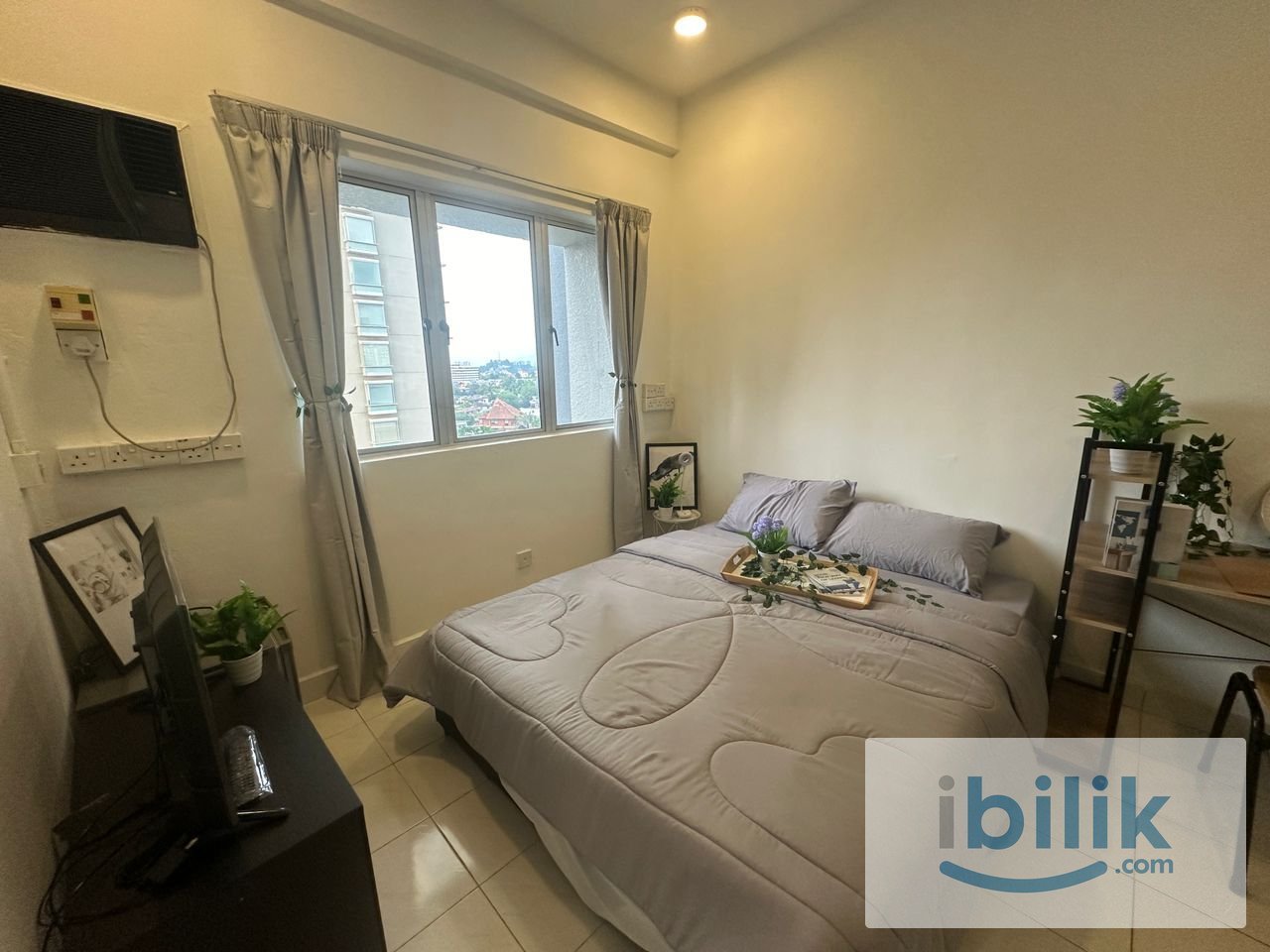 2Min Walk to MRT 🏔[ Bukit Damansara D28 Master Room ] Fully Furnished Queen Bed with & Bathroom - Image 3